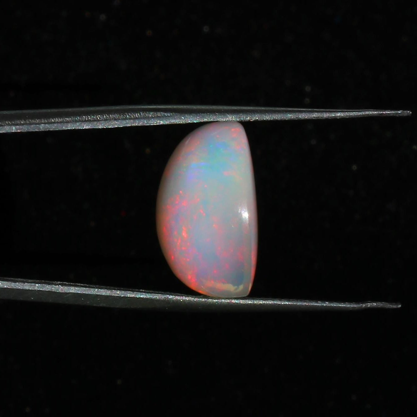 Welo Opal Gemstone: Ethiopian Multi-Fire Oval Cabochon (13x16 mm, 9.61 Cts