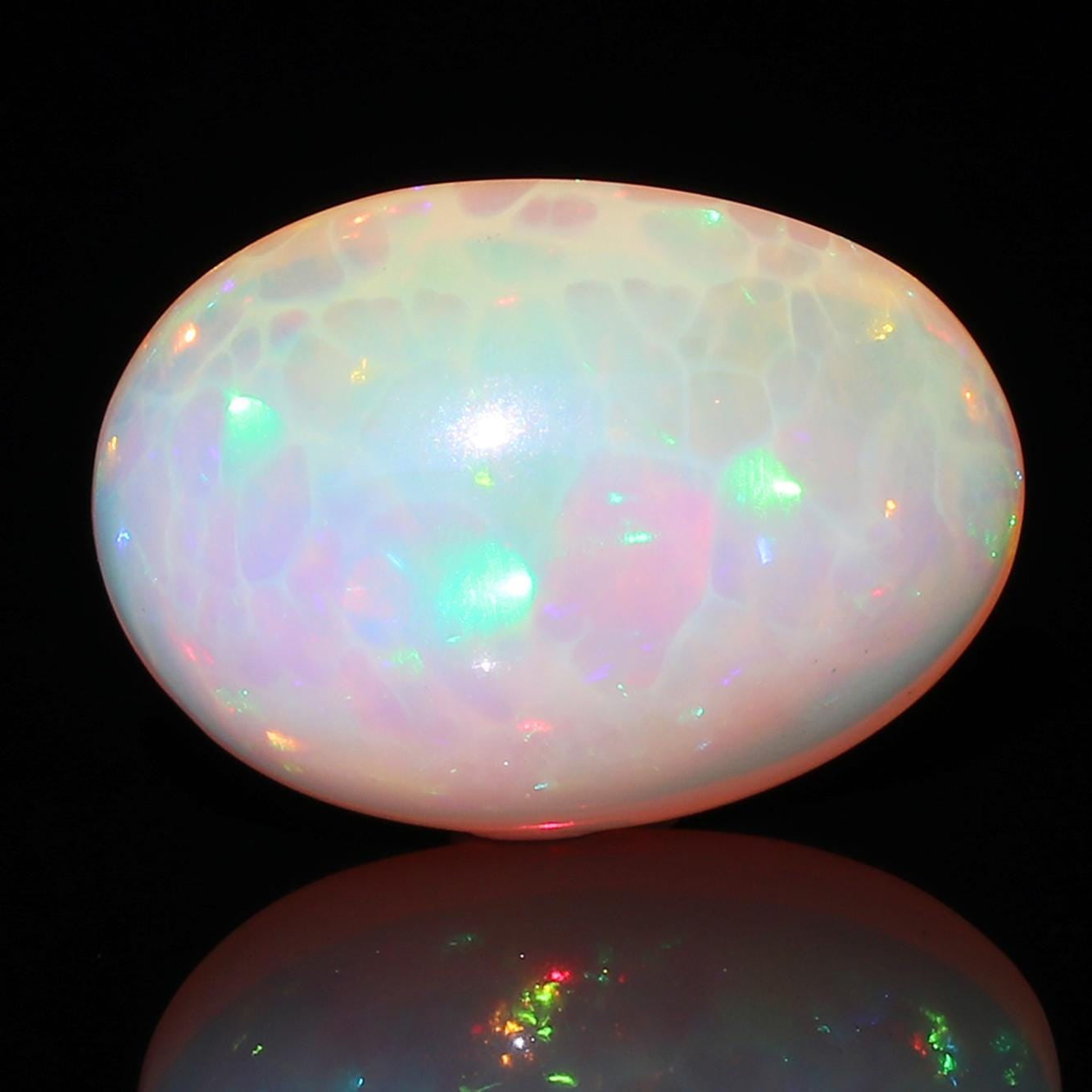 Ethiopian Welo Honeycomb Opal Gemstone: 8.27 Cts, 18x13mm Cabochon