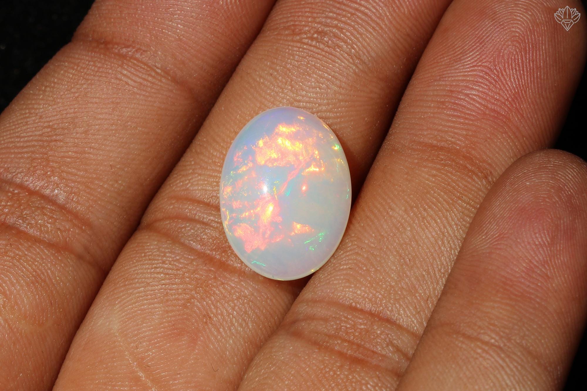 Welo Ethiopian Opal Cabochon: 6.70 Cts Loose Gemstone for Jewelry