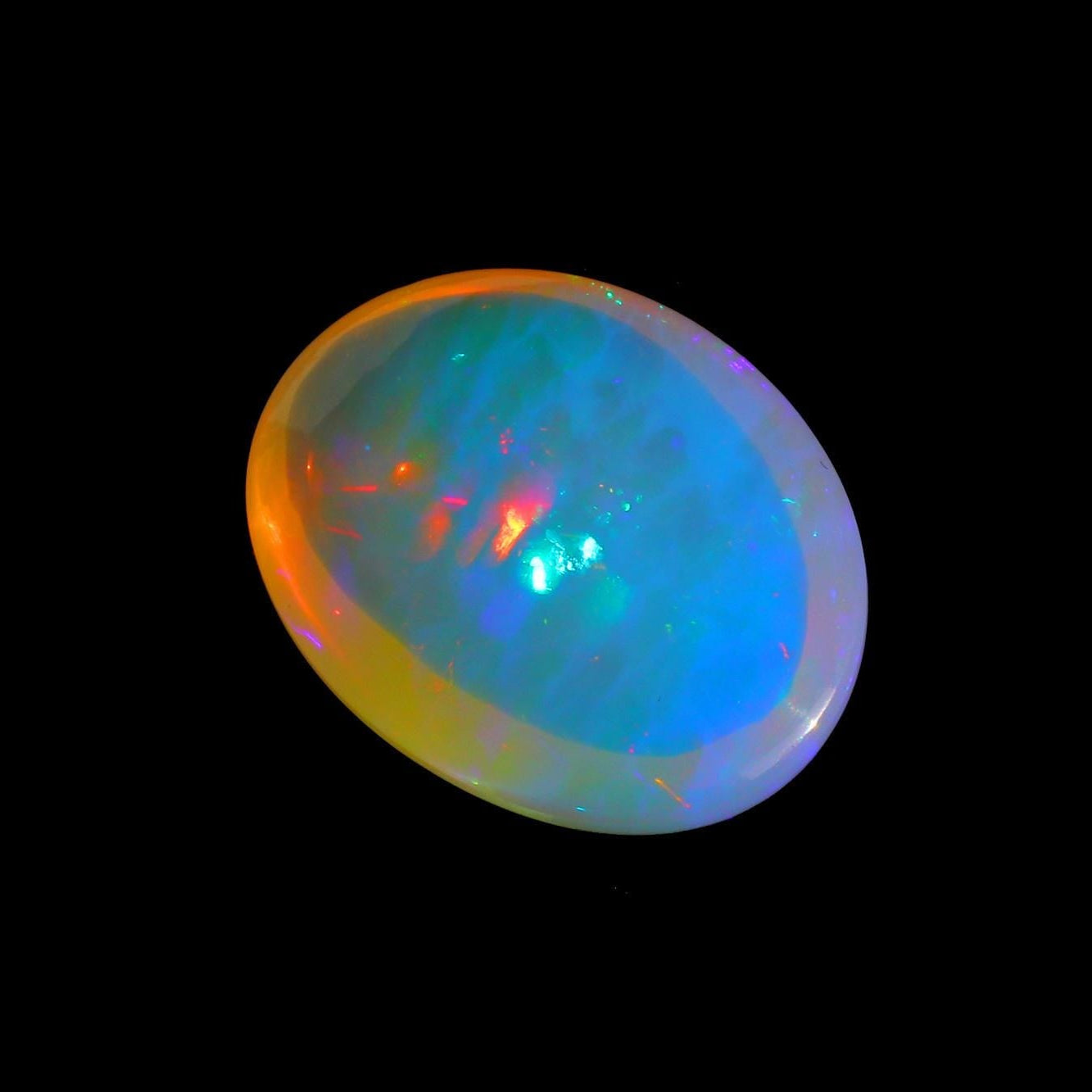Ethiopian Welo Opal Cabochon: AAA Grade Oval Gemstone, 22.3 ct