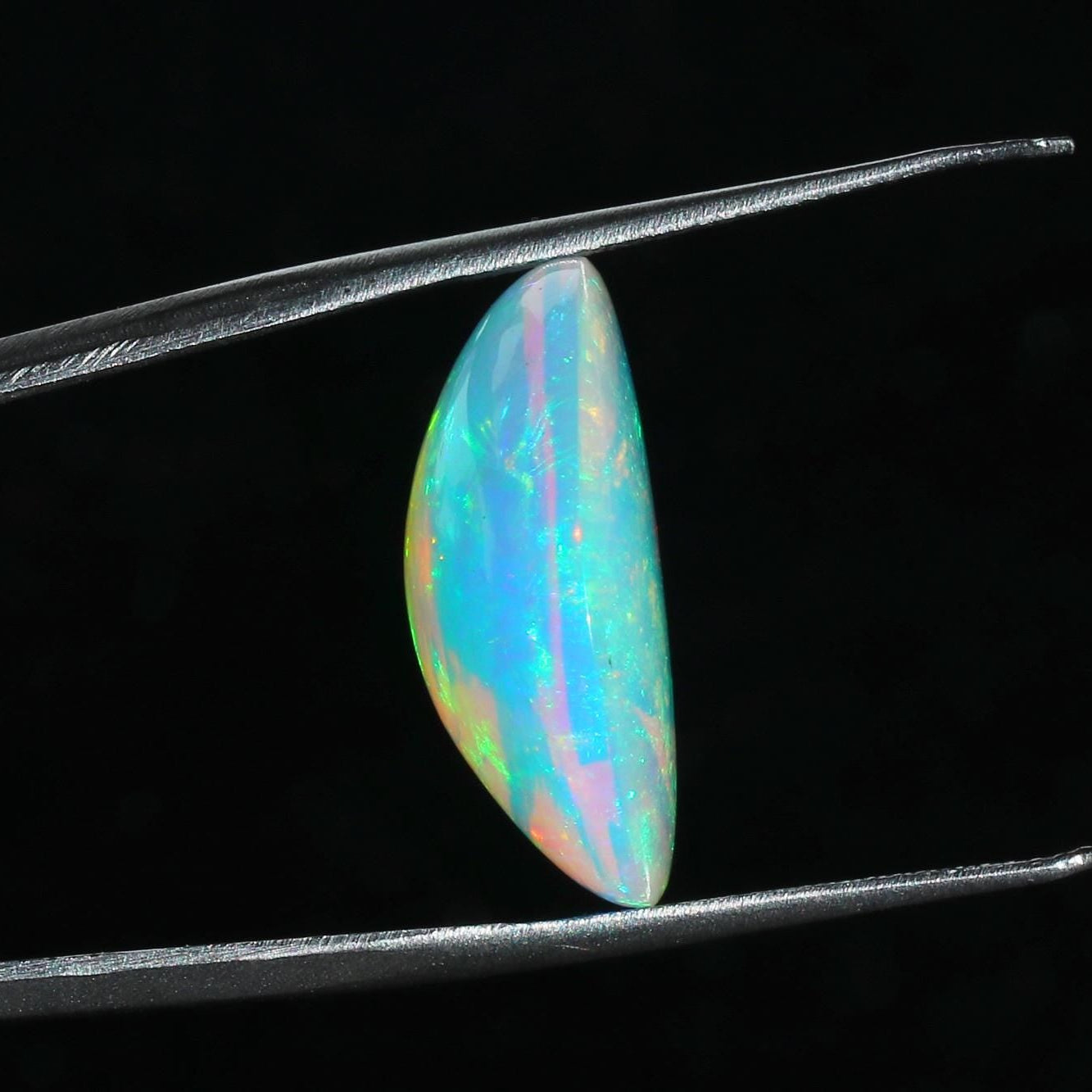 Welo Fire Opal Cabochon: 14.42 Carat Round Ethiopian Gemstone