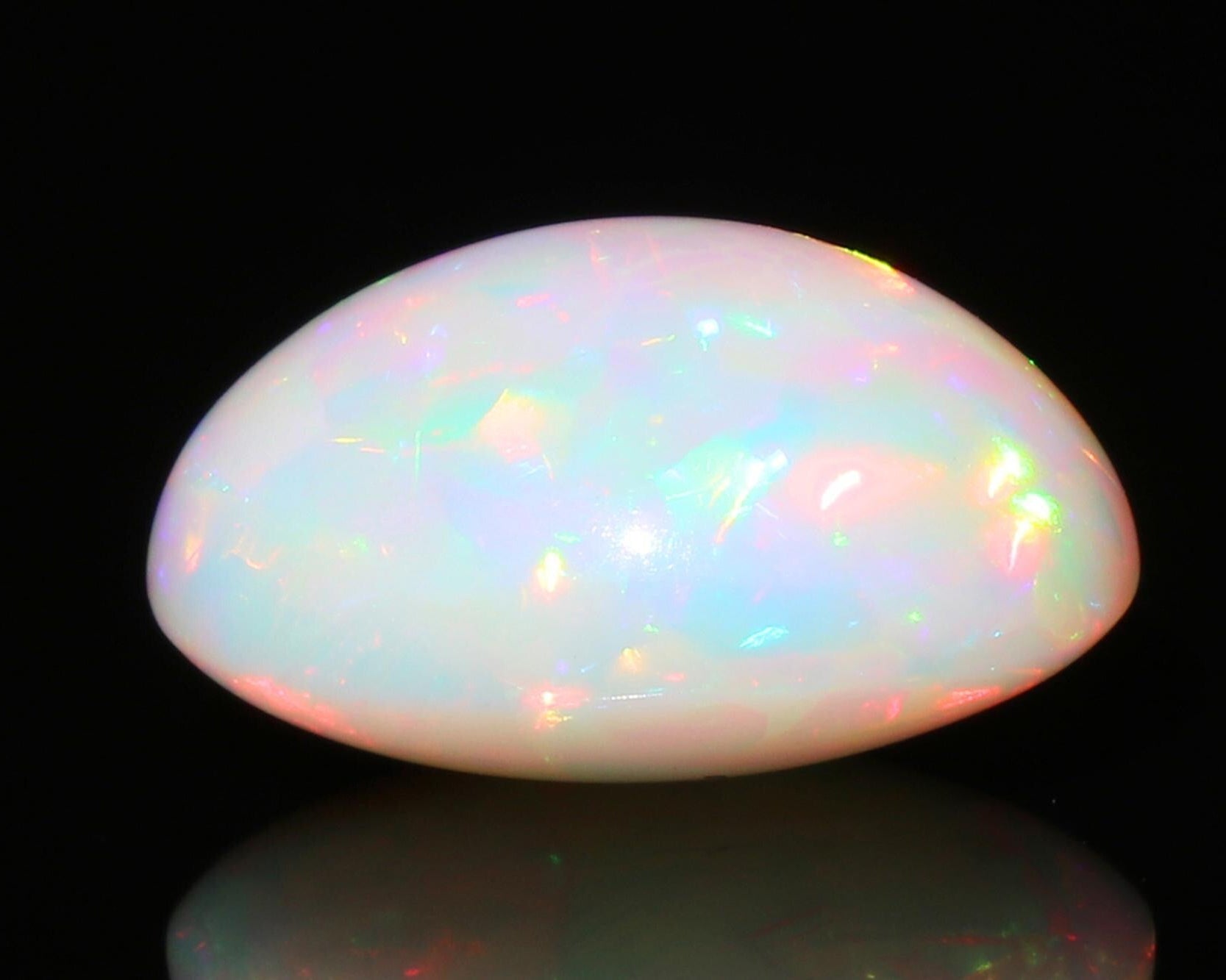 Ethiopian Welo Opal Cabochon: 11.65 Ct Multi-Fire Gemstone