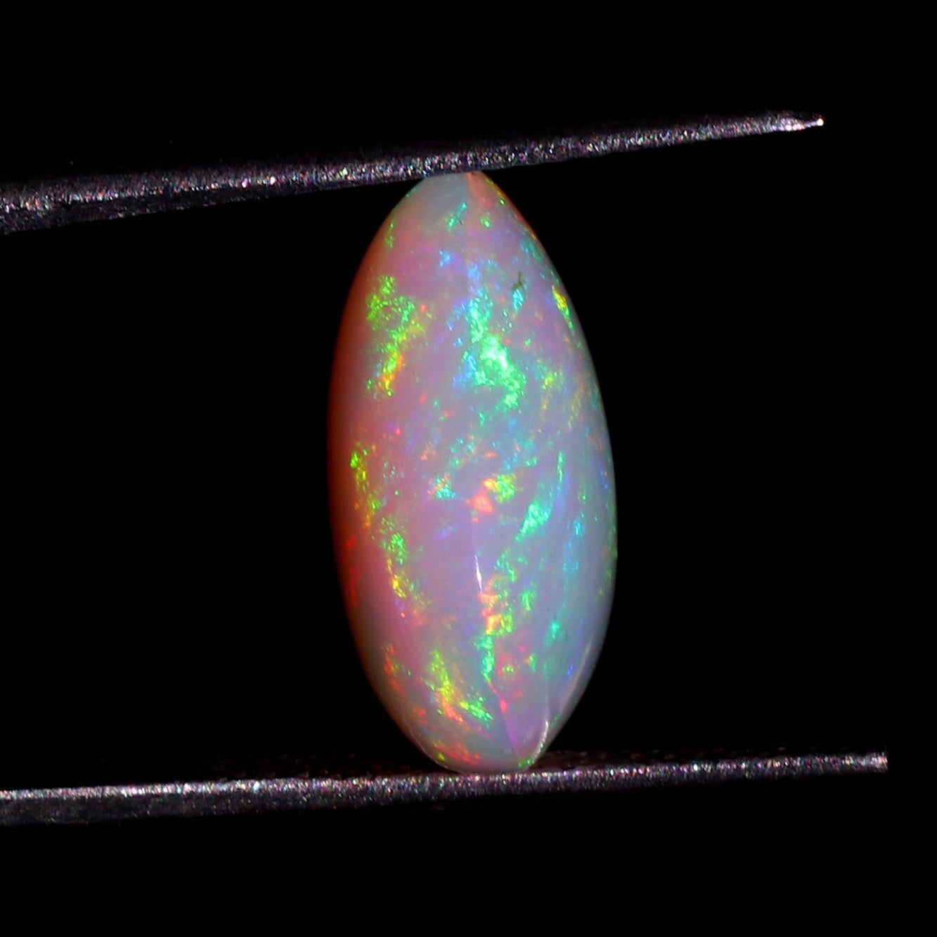 Welo Fire Opal Cabochon: 17mm Heart-Shaped Gemstone for Jewelry