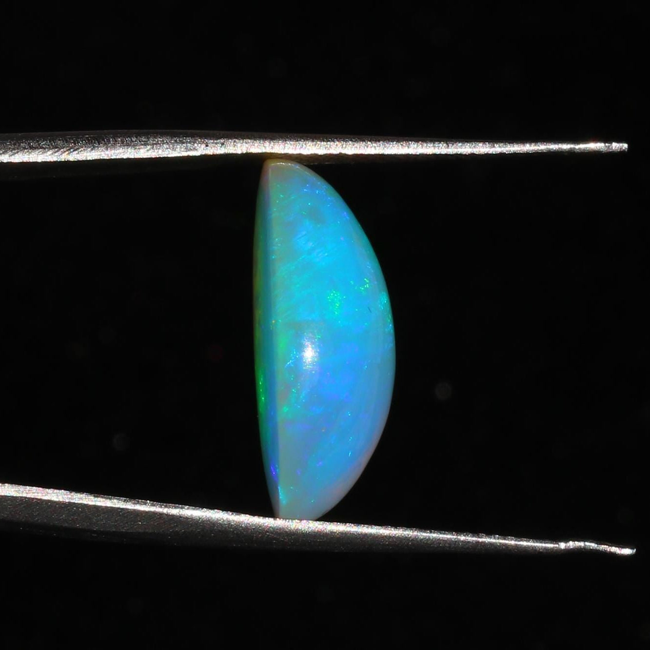 Ethiopian Welo Opal Cabochon: 14x19mm Natural Gemstone for Jewelry