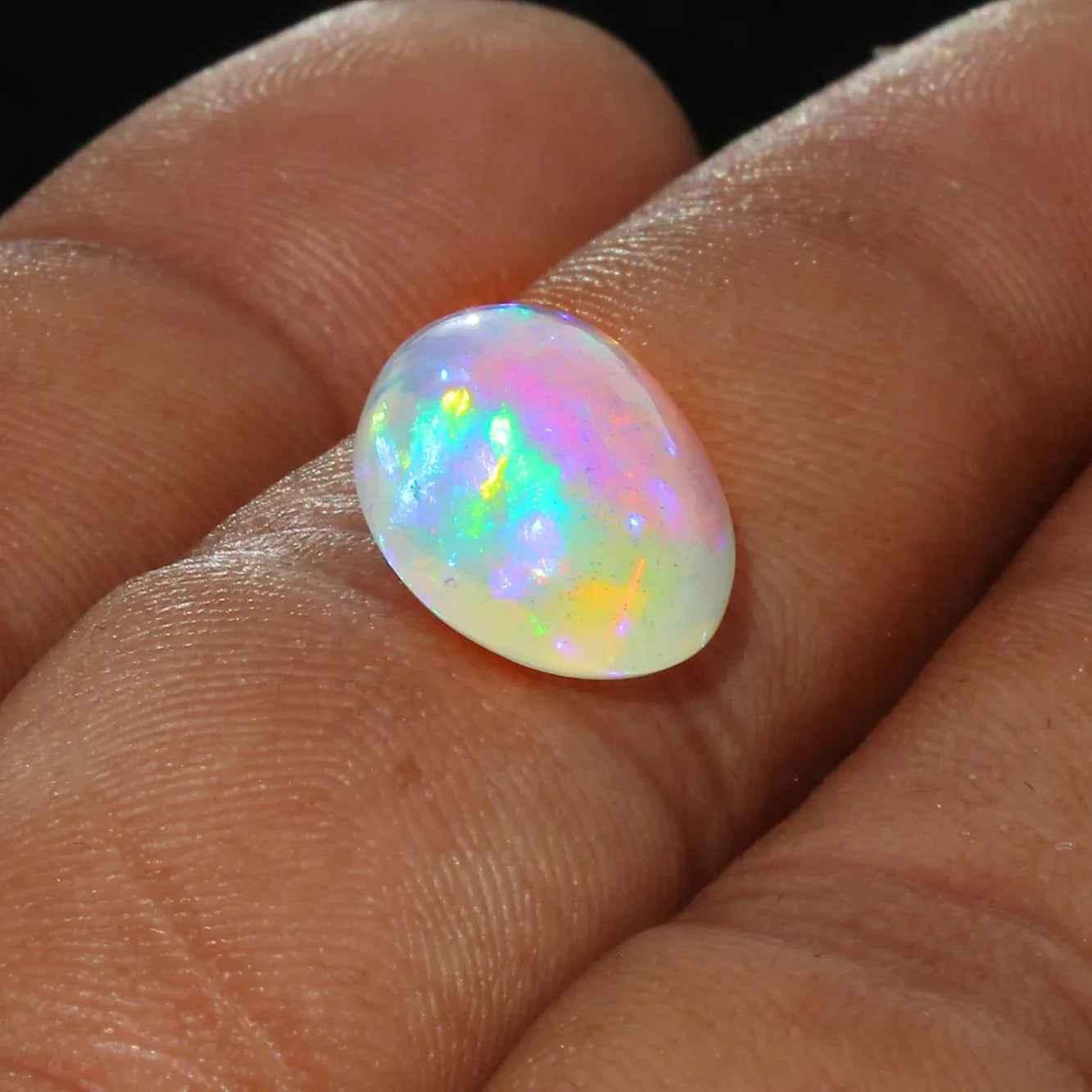 Ethiopian Welo Opal Cabochon: AAA+ Grade Gemstone, 15x11 mm loose gemstones