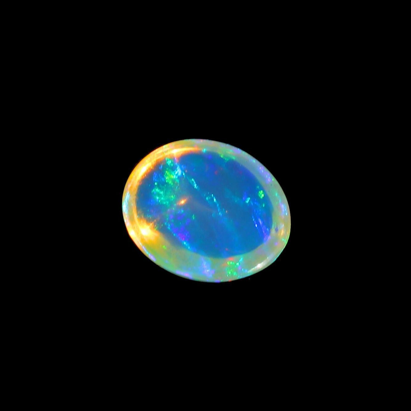 Ethiopian Welo Opal Cabochon: 2.50ct AAA+ Grade Oval Gemstone