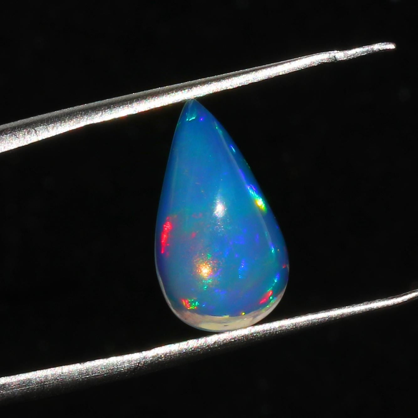 Welo Fire Opal Cabochon: Rainbow Pear-Shape Gemstone (15x8mm, 2.73Ct