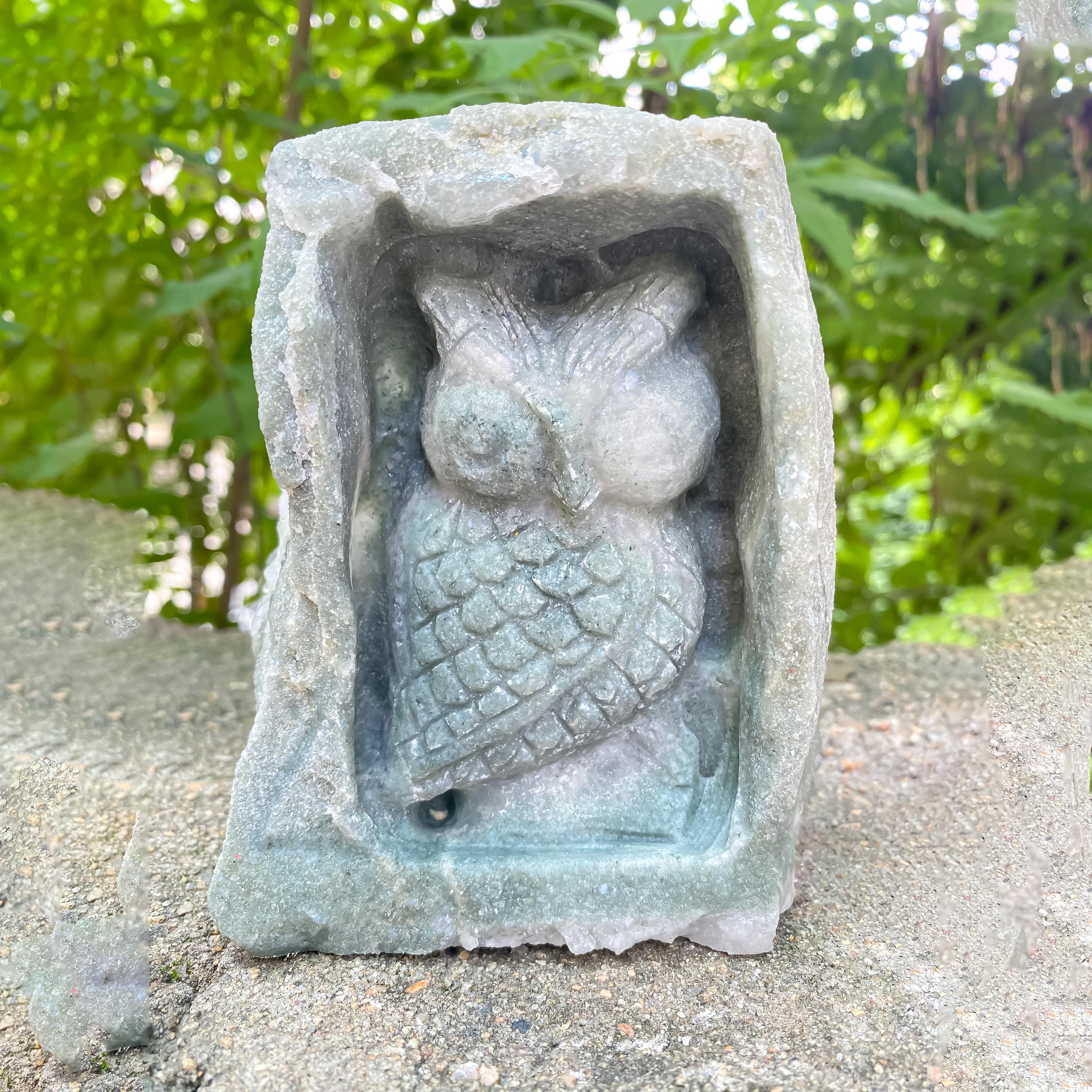 Himalayan Green Chlorite Quartz Owl Carving: Healing Crystal Decor 1.240kg