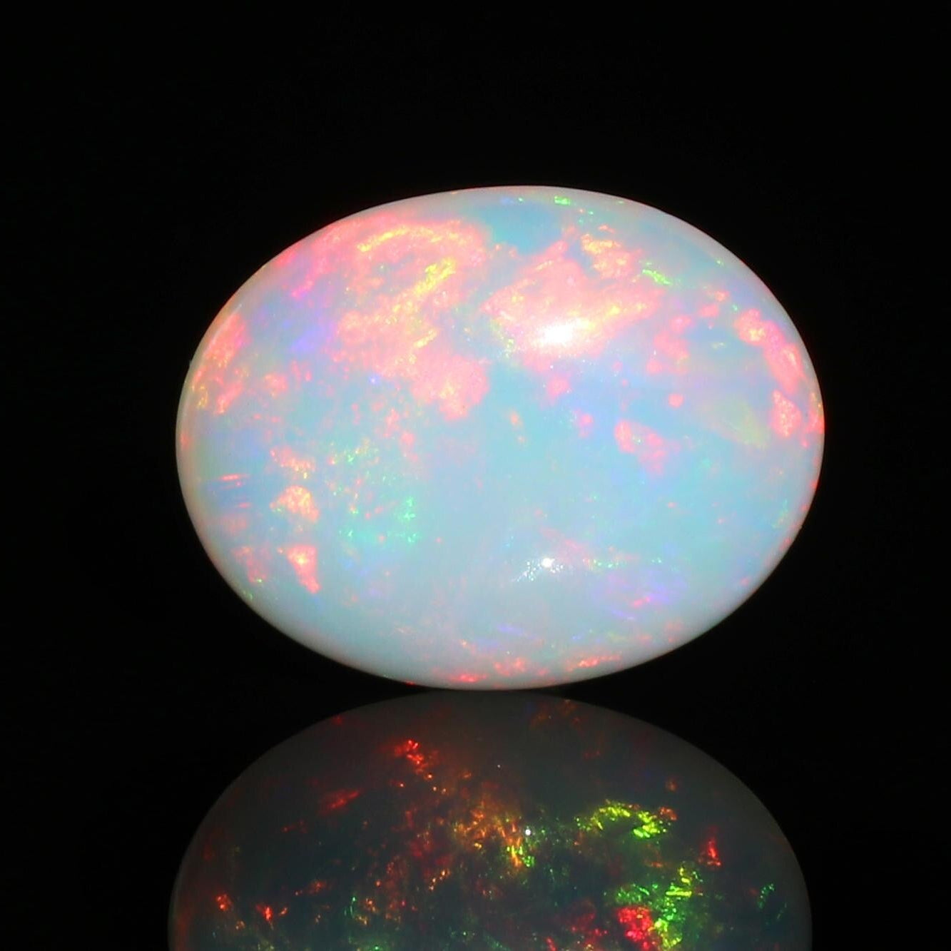 Ethiopian Welo Opal Cabochon: AAA Grade Pinfire Gemstone, 5.40 ct