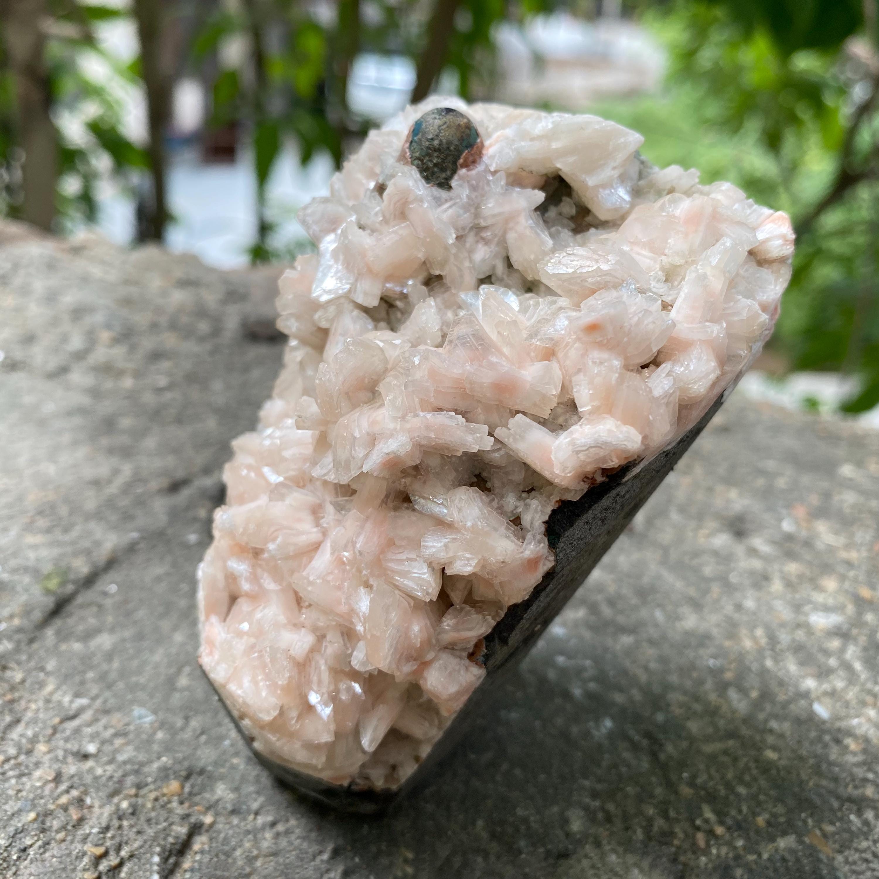 Raw Peach Stilbite Apophyllite Cluster : Healing Crystal, 450gm