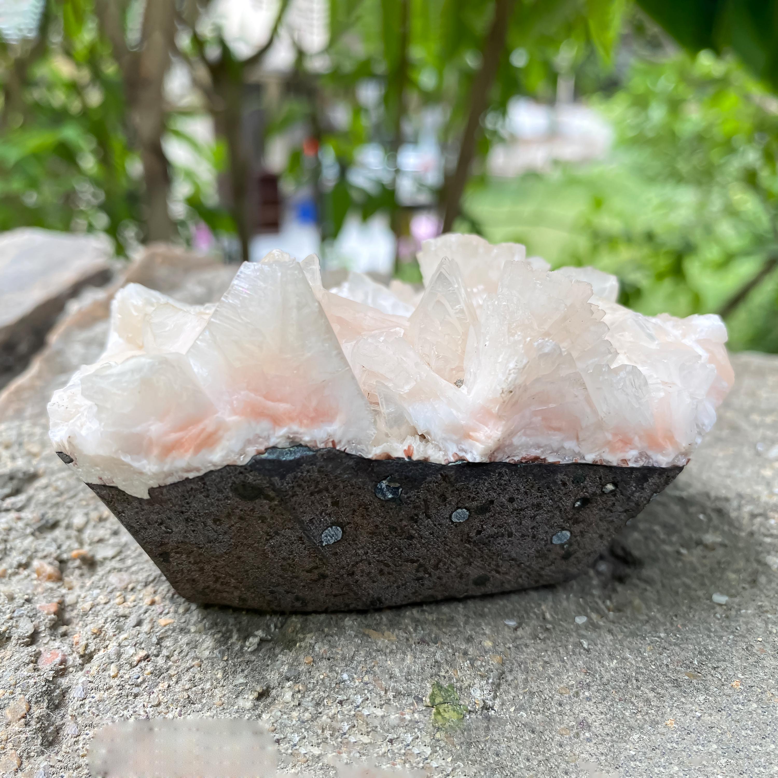 Peach Stilbite Apophyllite Crystal Geode  Healing Stone 340gm