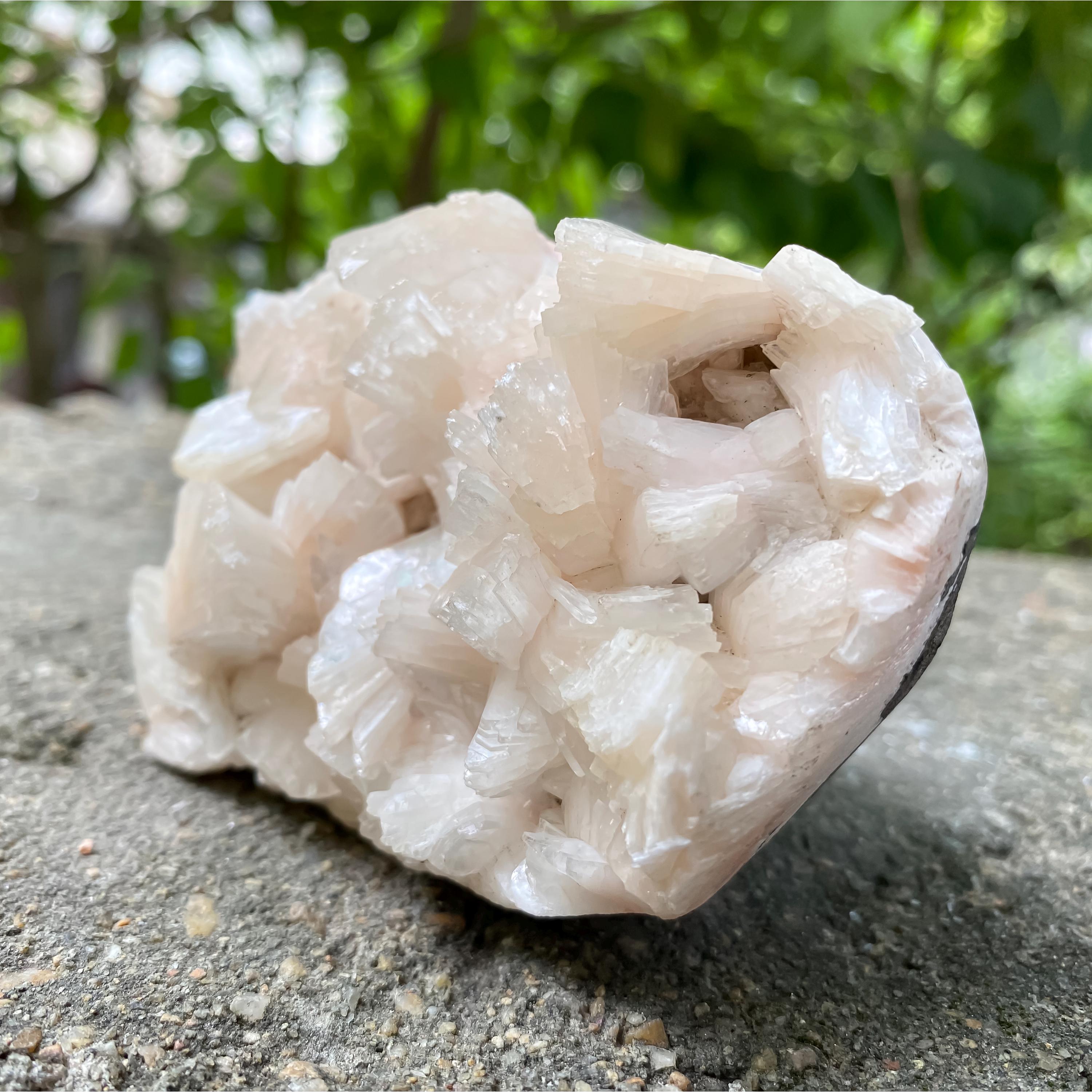 Peach Stilbite Apophyllite Crystal Geode  Healing Stone 340gm