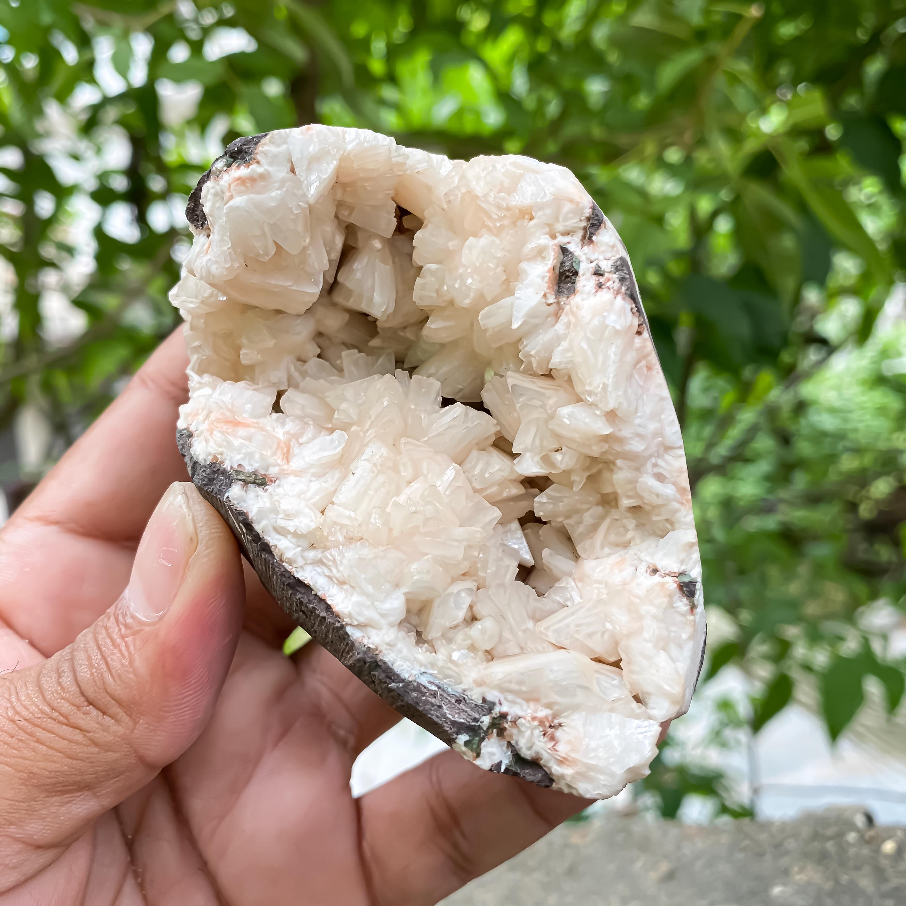 Natural Stillbite Apophyllite Geode Cluster  250gm Healing Crystal, Mineral Specimen, Home Decor, Meditation & Reiki Energy Stone