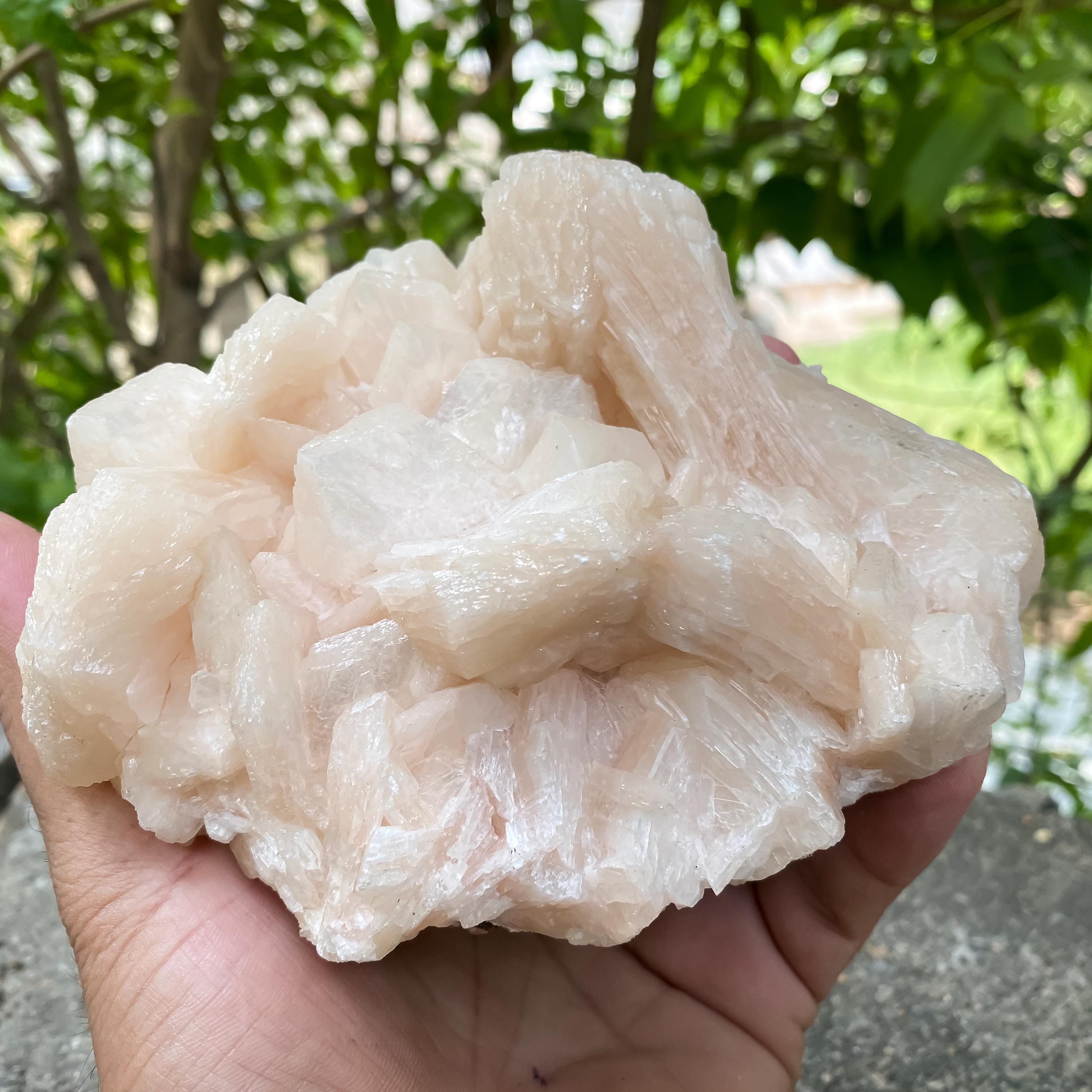 Raw Stilbite Apophyllite Geode Cluster Rough  590gm Natural Healing Crystal Cluster, Home Decor Stone
