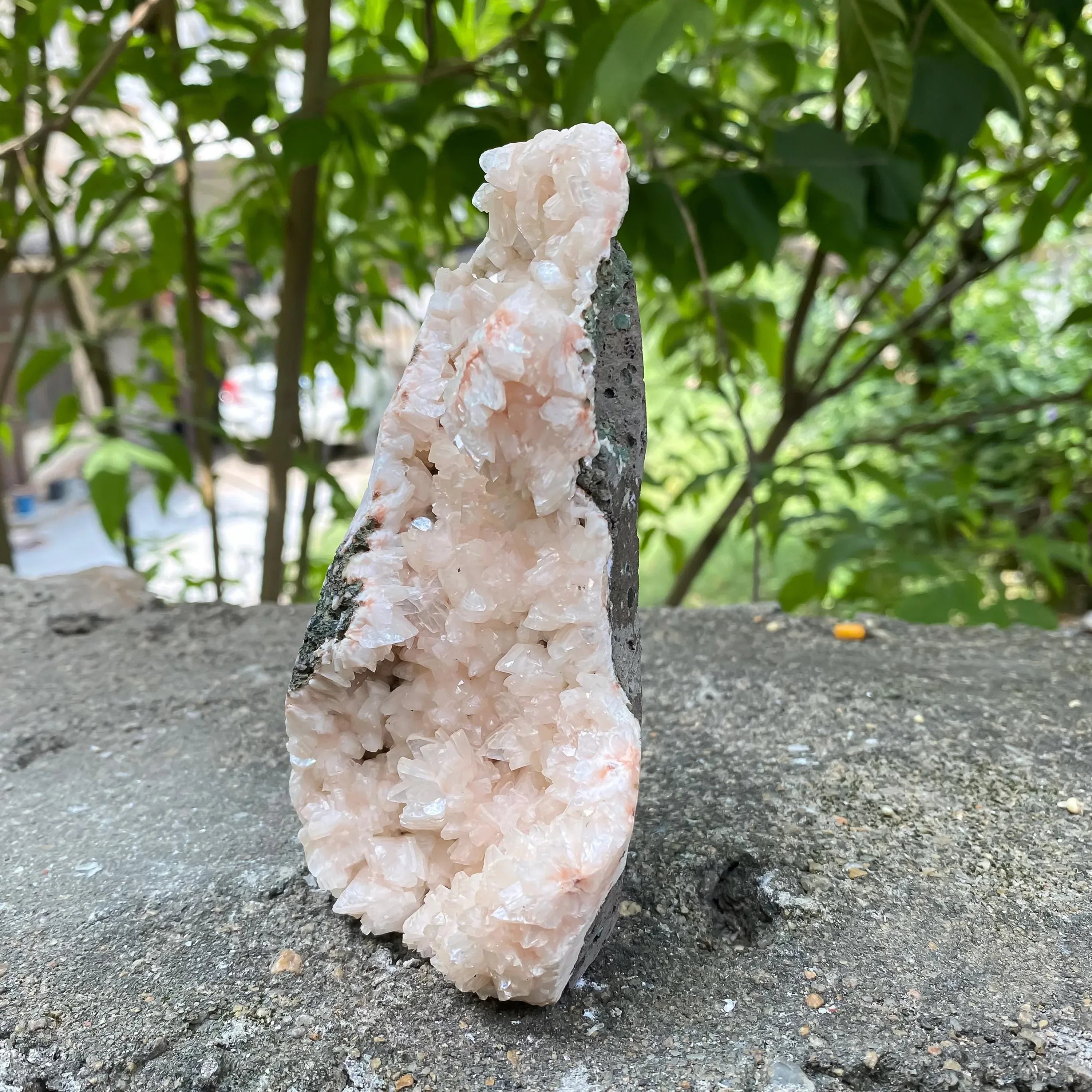 Healing Crystal Stillbite Apophyllite Geode Cluster Natural Raw Mineral Decor 390gm Zeolite
