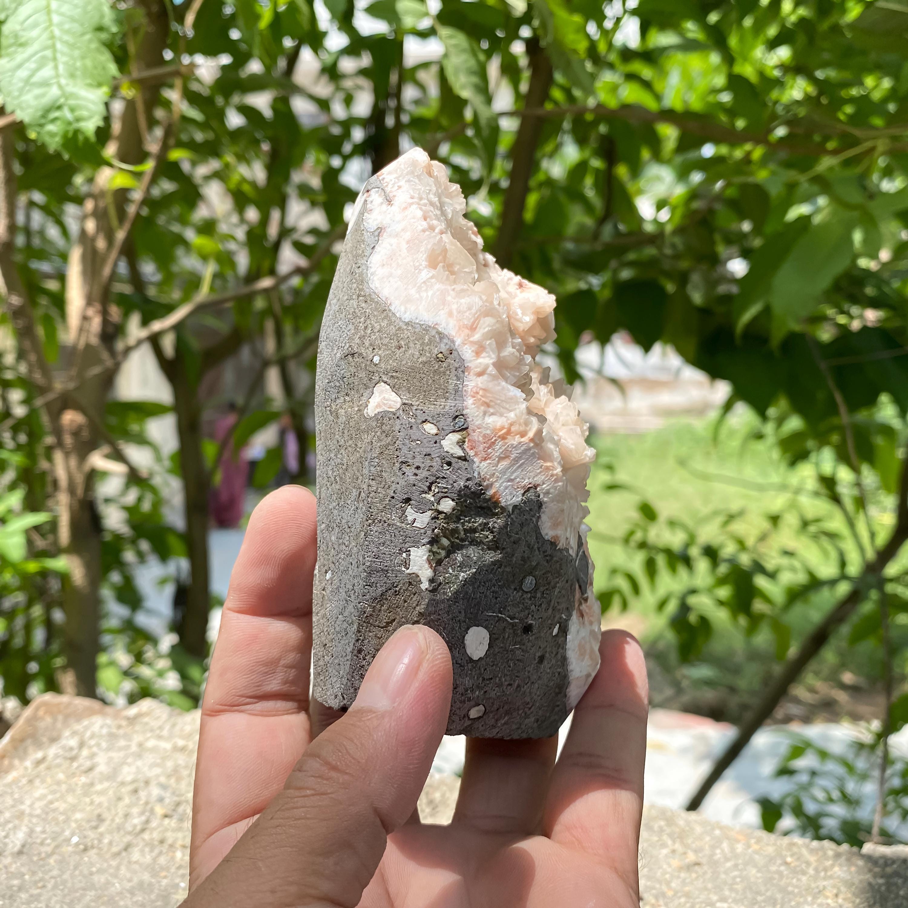 Peach Stilbite Apophyllite Crystal Geode  Healing Stone, 615gm