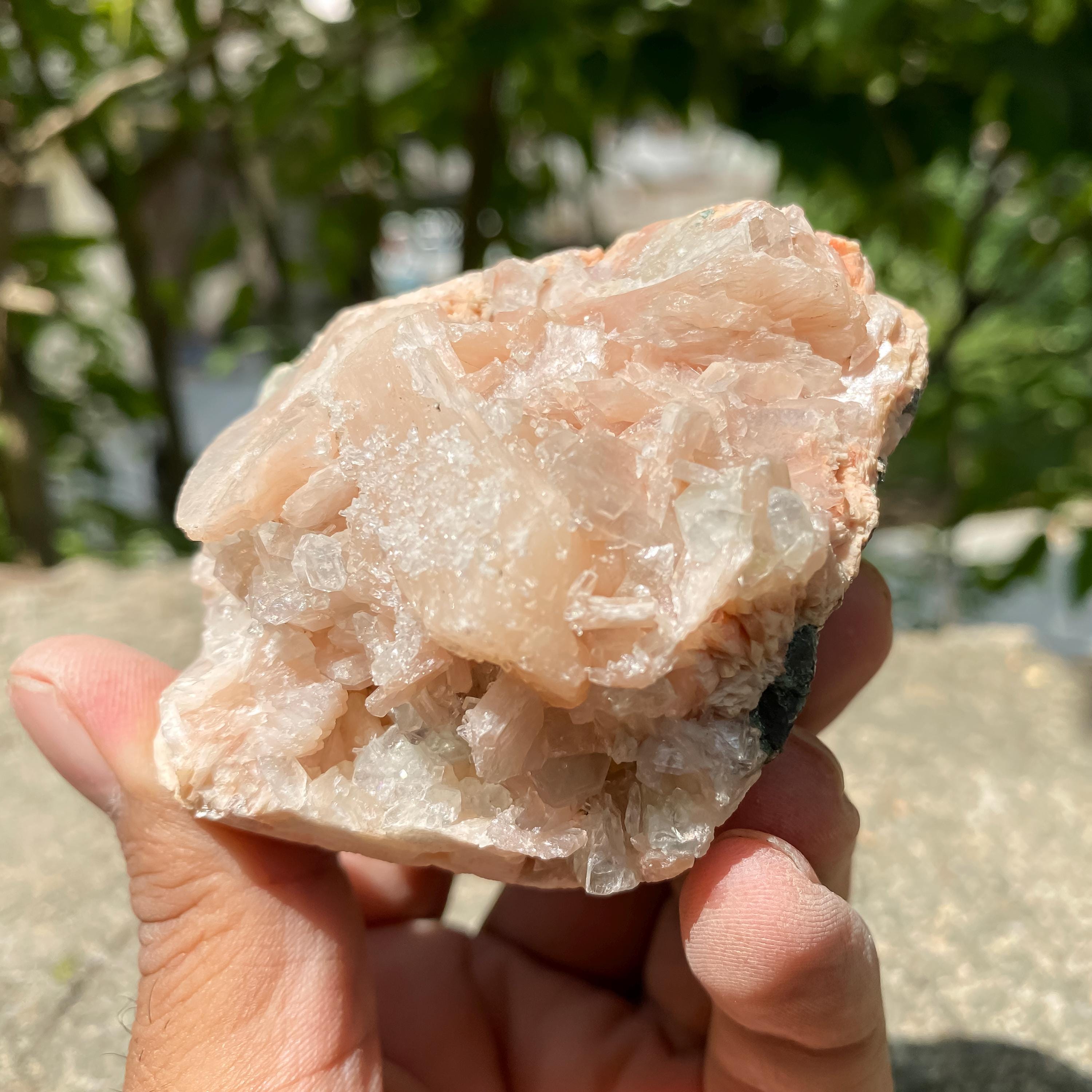 Natural Stilbite Apophyllite Geode Specimen: Rough Mineral Collection Cluster 180gm