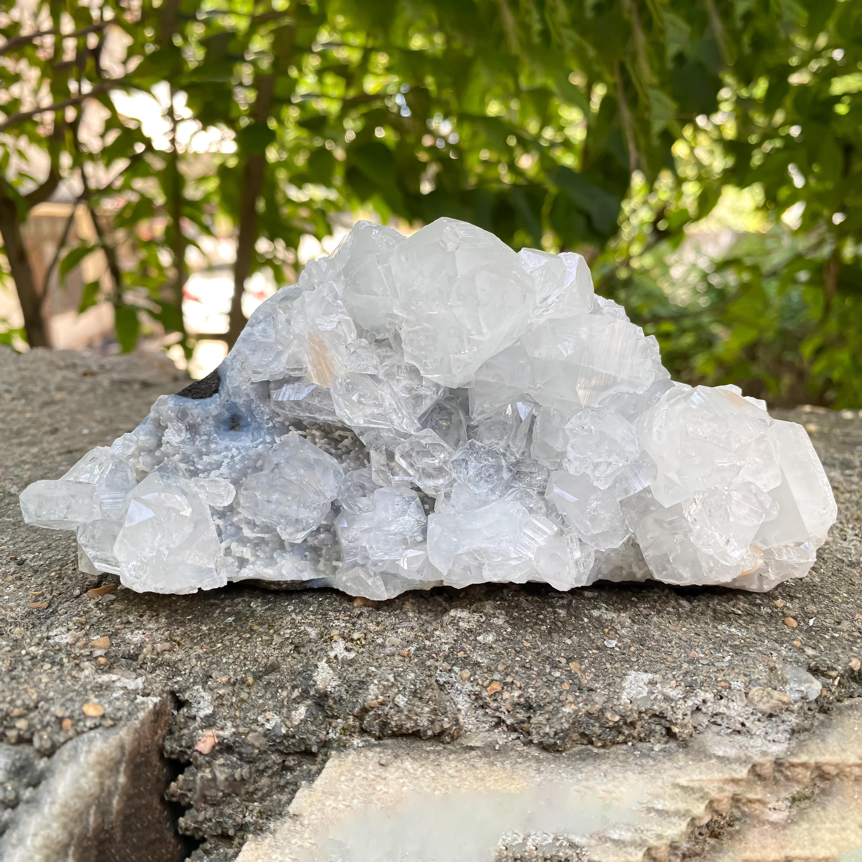 Natural White Apophyllite Cluster  600gm Raw Healing Crystal for Energy & Clarity
