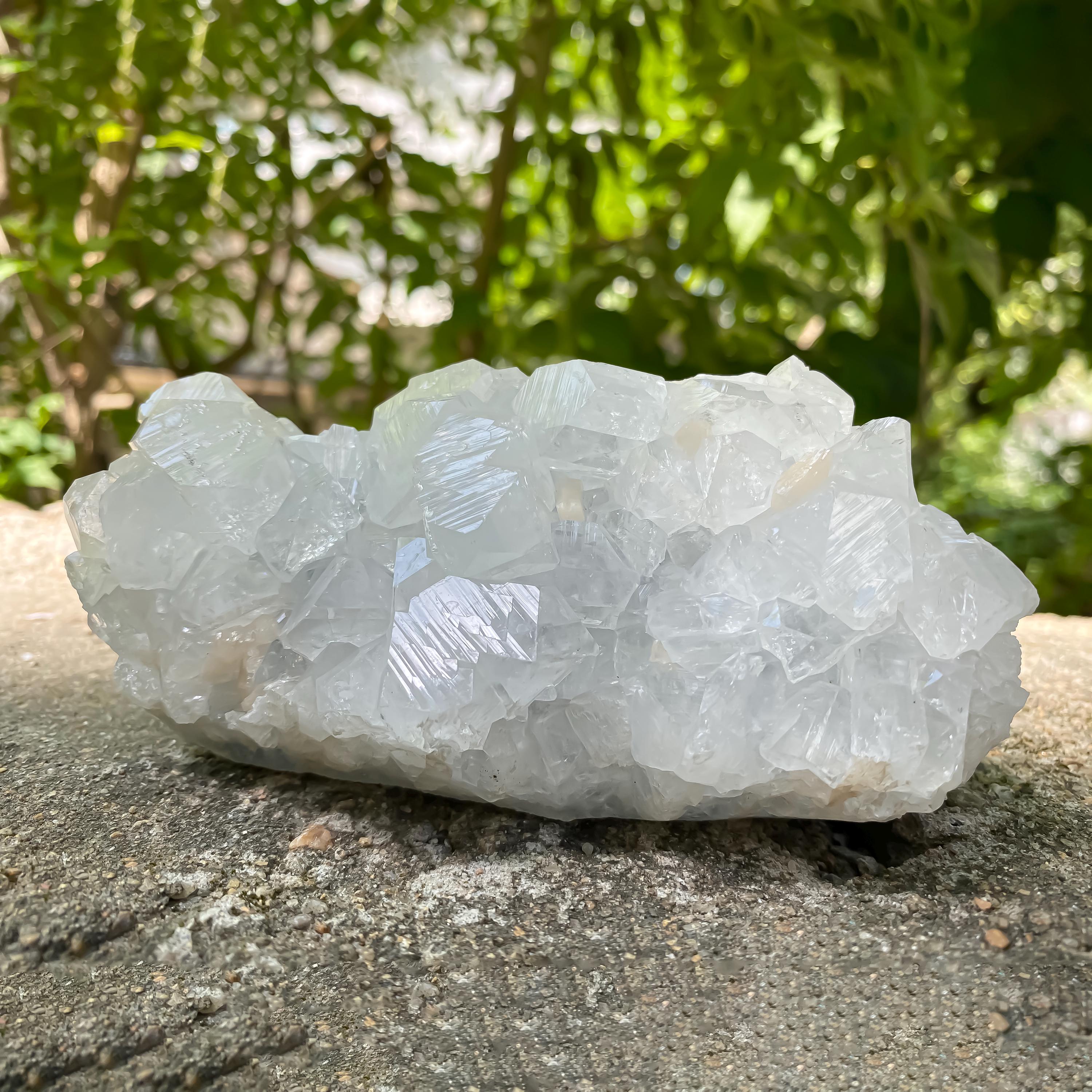 Natural White Apophyllite Crystal Cluster: Reiki Healing Stone 600gm