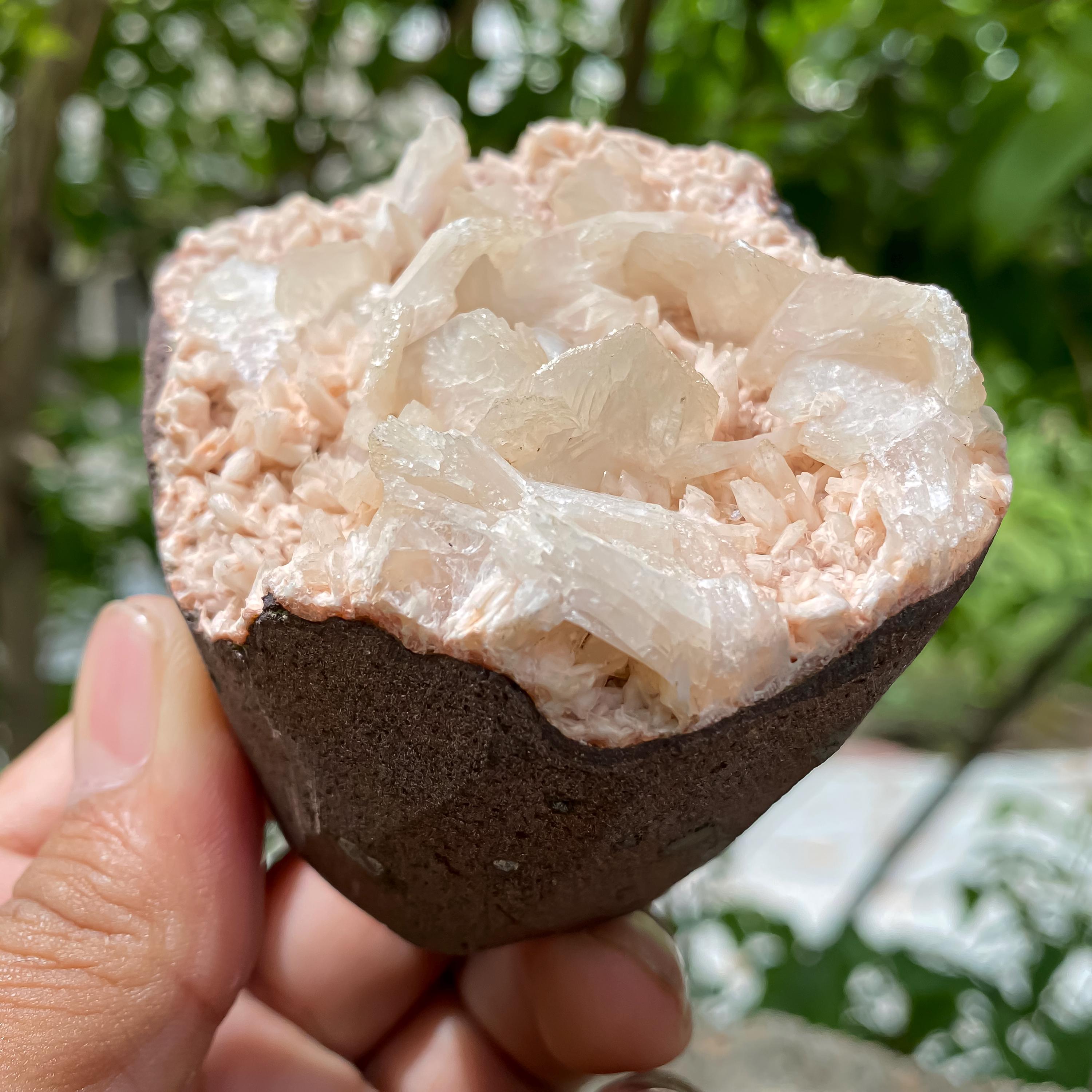 Stilbite Apophyllite Geode Cluster: Peach Healing Crystals, Spiritual Energy 305gm