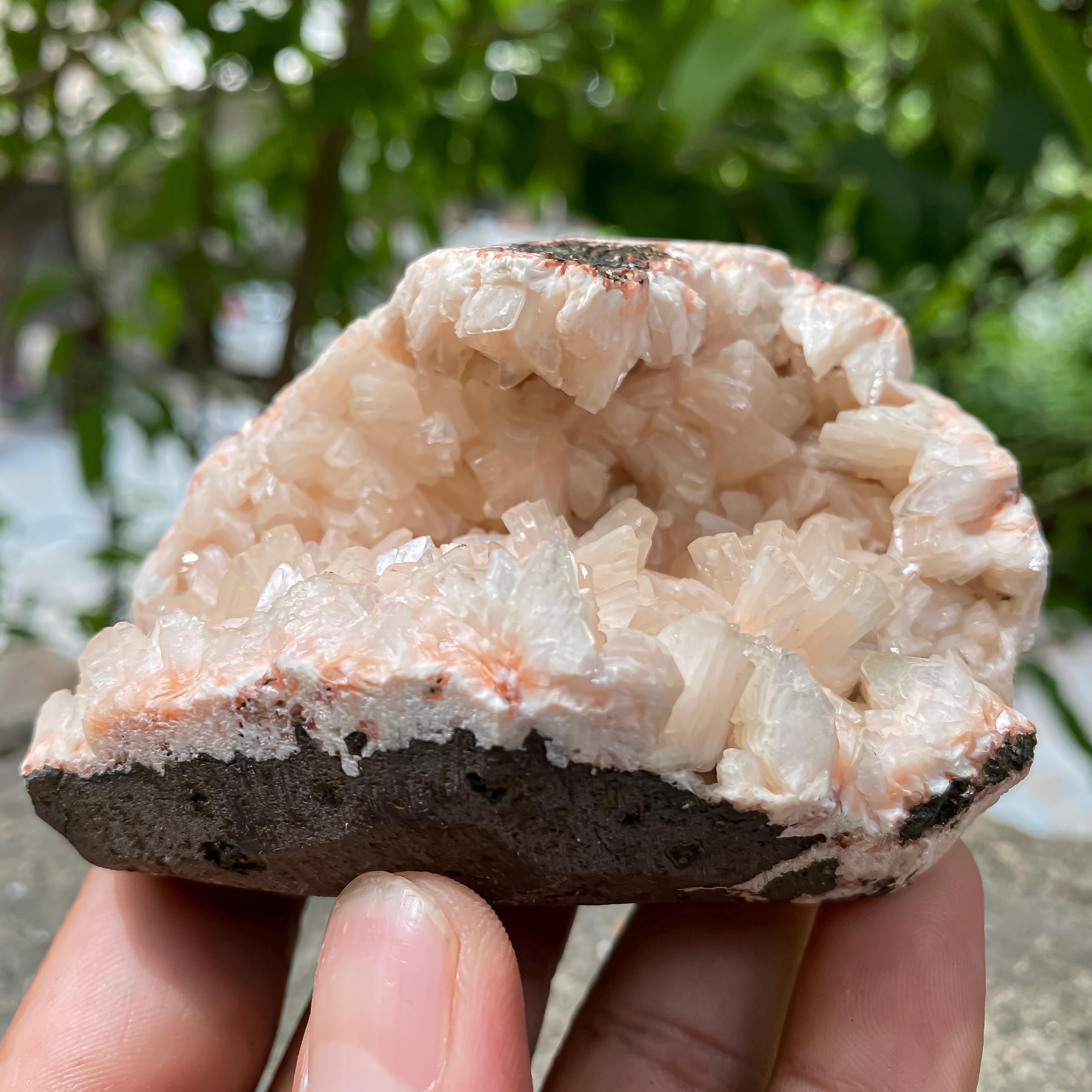 Peach Stilbite Apophyllite Crystal Cluster: Healing Home Decor 225gm