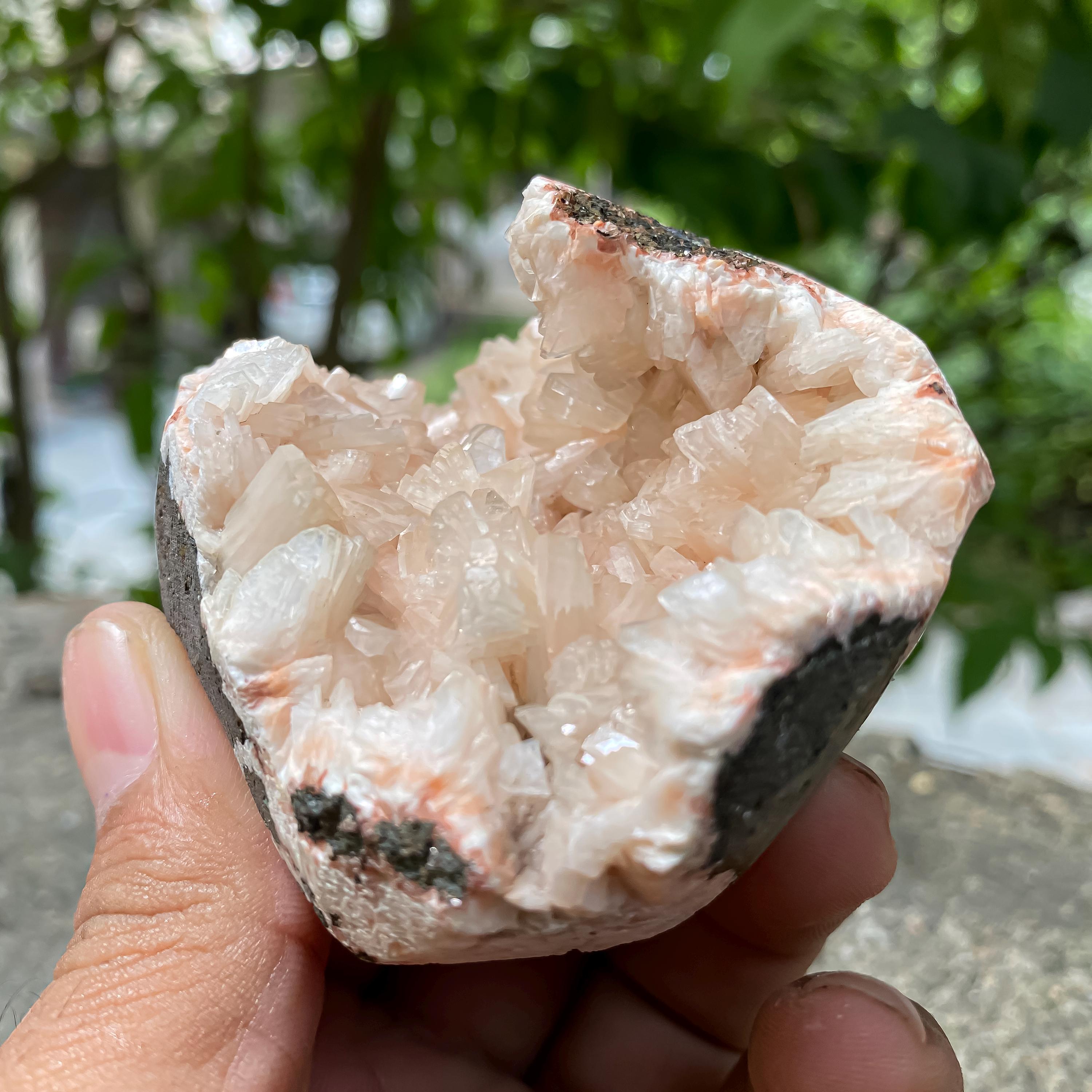 Peach Stilbite Apophyllite Crystal Cluster: Healing Home Decor 225gm