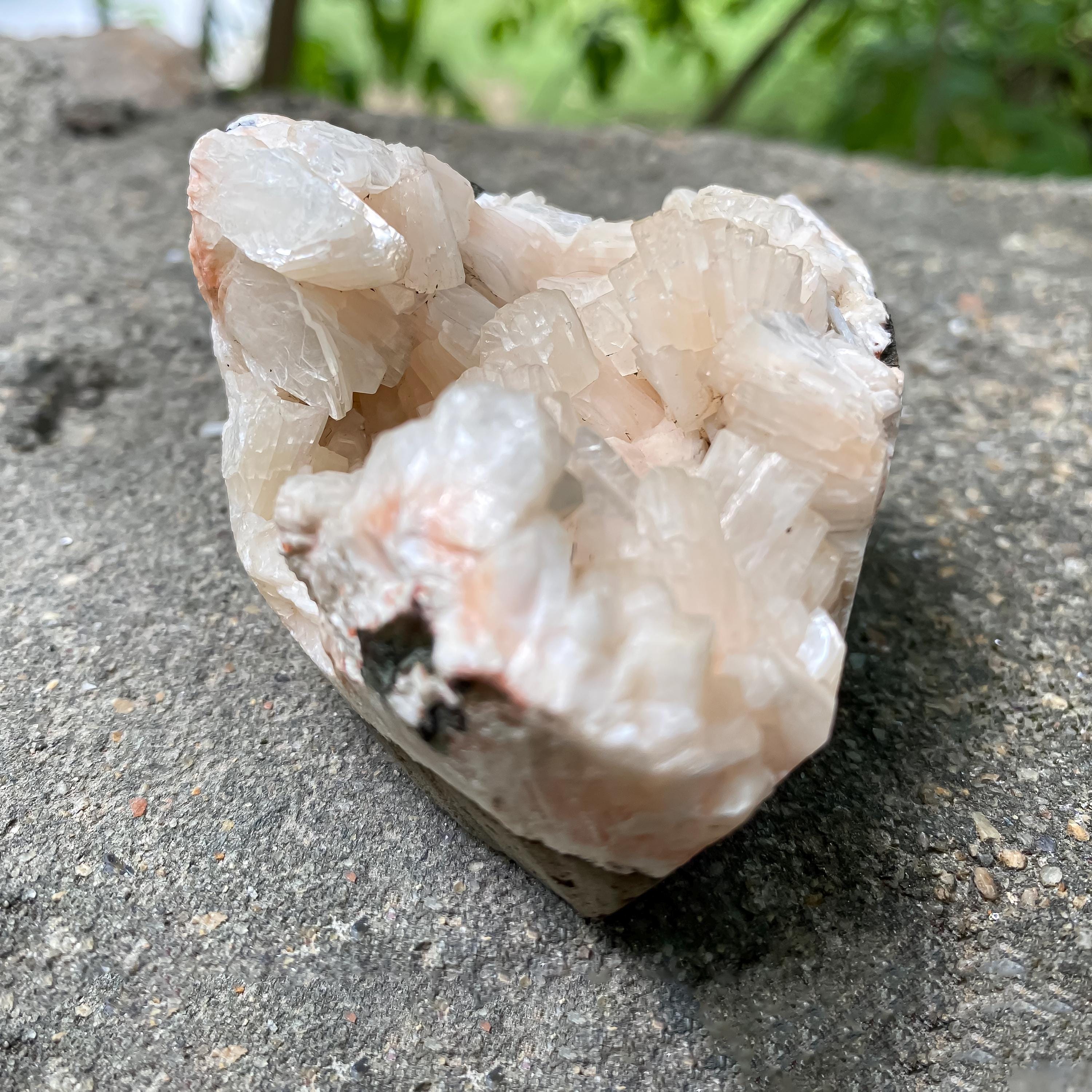 Peach Stilbite Apophyllite Cluster  Healing Crystal Geode 155gm
