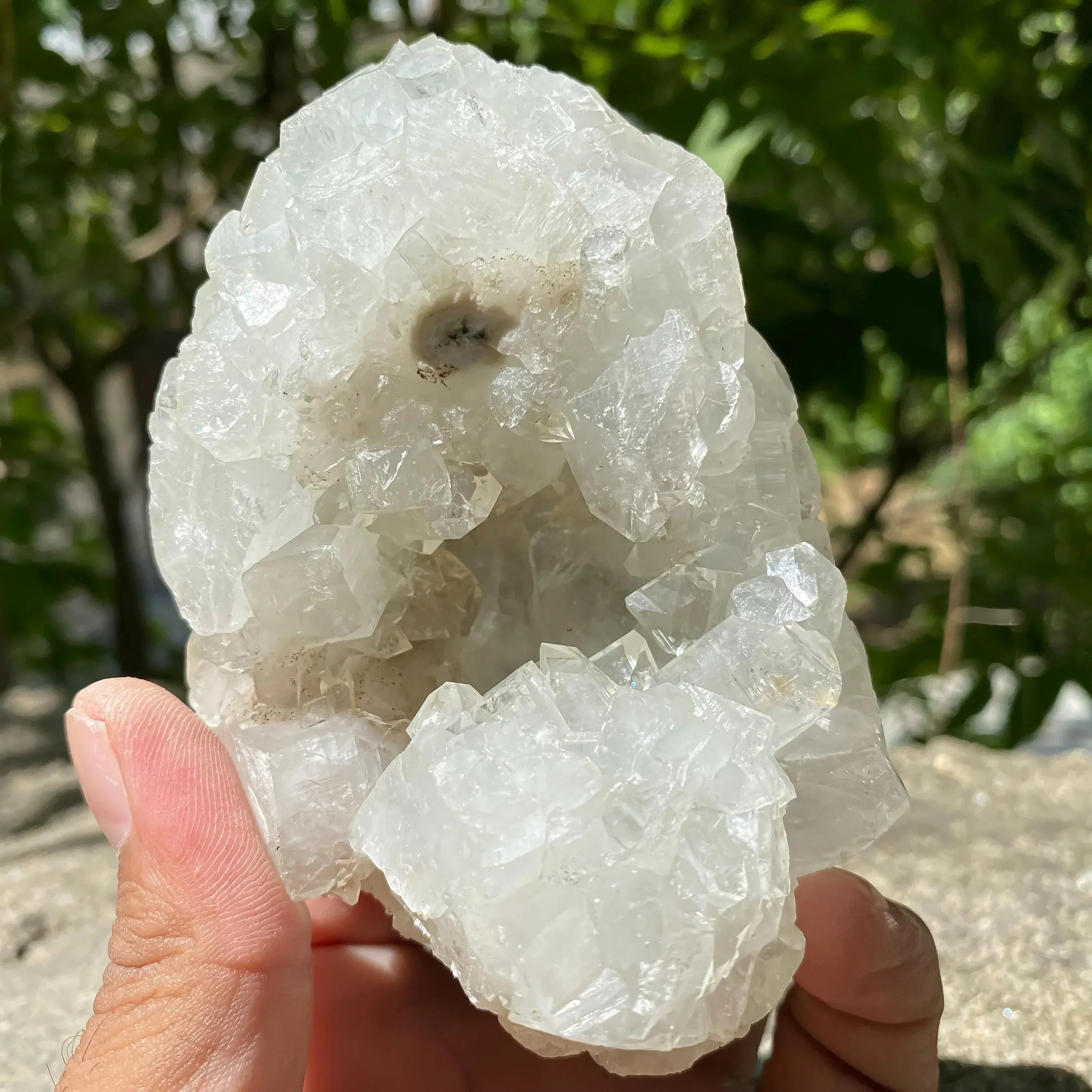 Apophyllite Zeolite Cluster:Meditation Decor Rough 410gm Zeolite