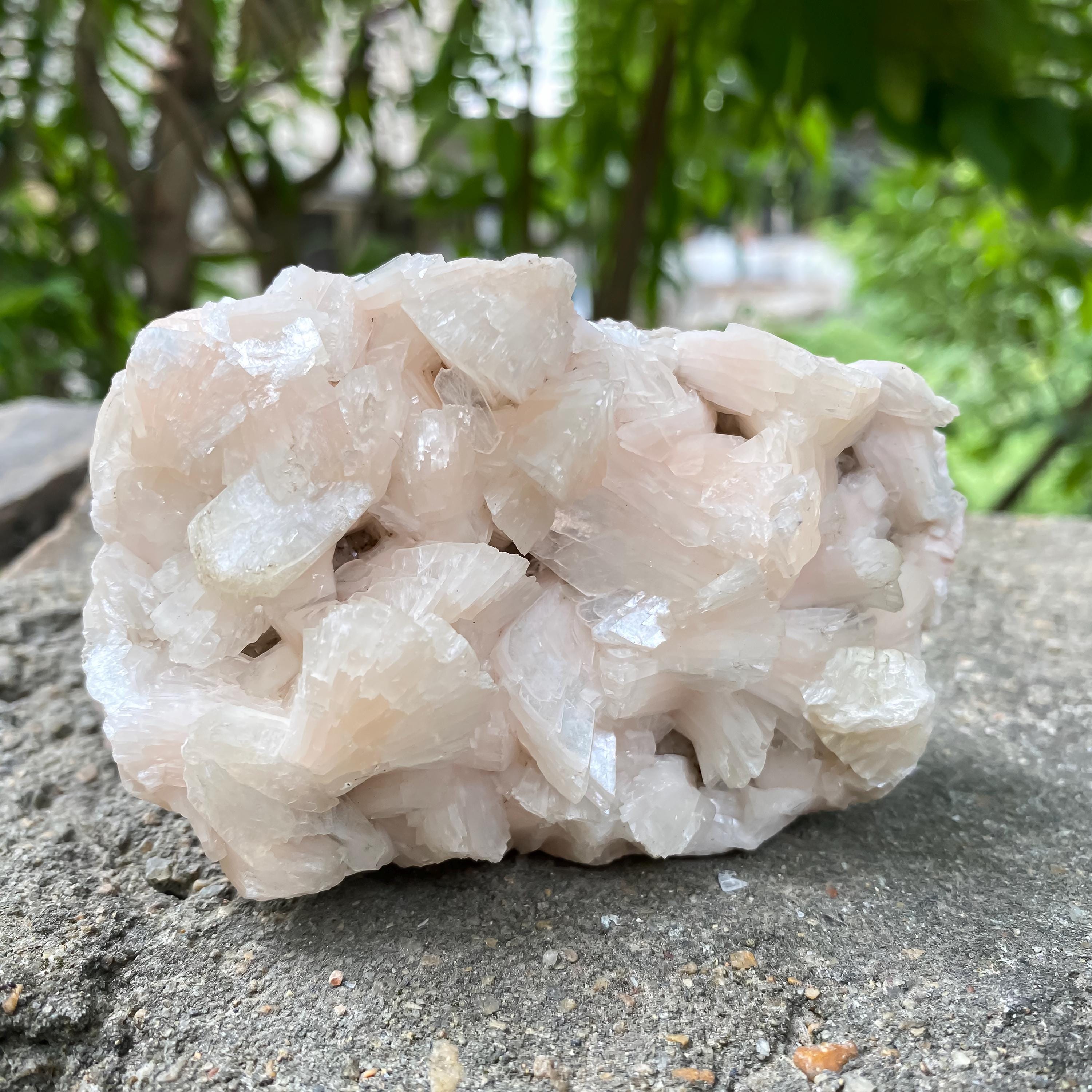 Peach Stilbite Apophyllite Crystal Geode  Healing Stone 340gm