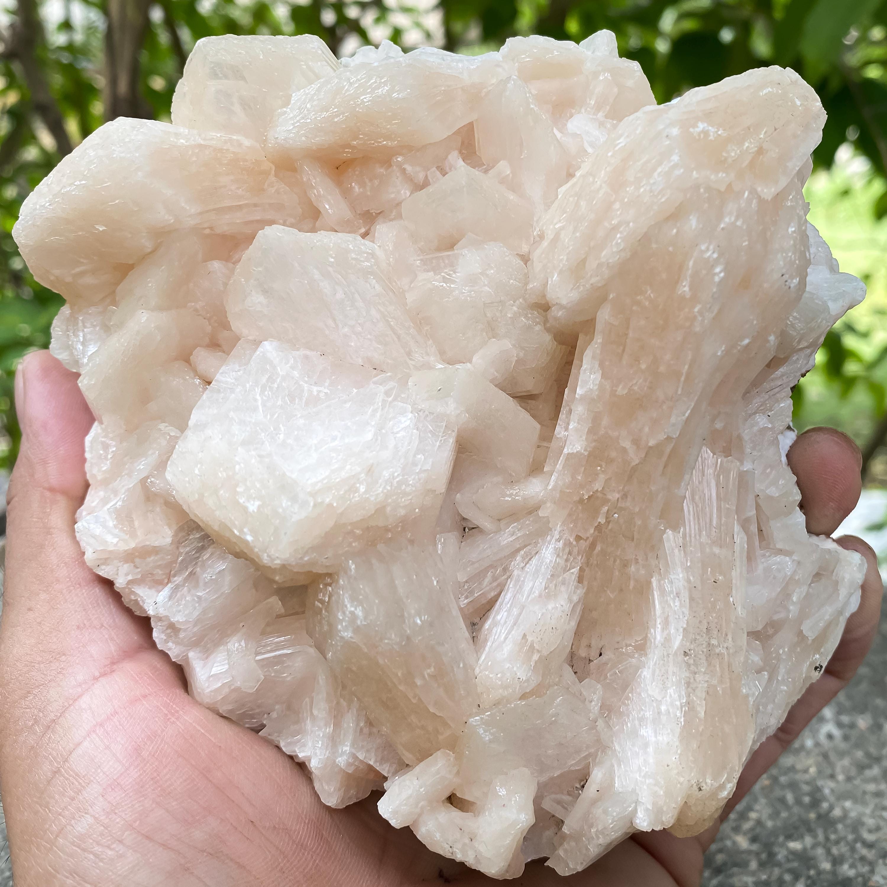 Raw Stilbite Apophyllite Geode Cluster Rough  590gm Natural Healing Crystal Cluster, Home Decor Stone