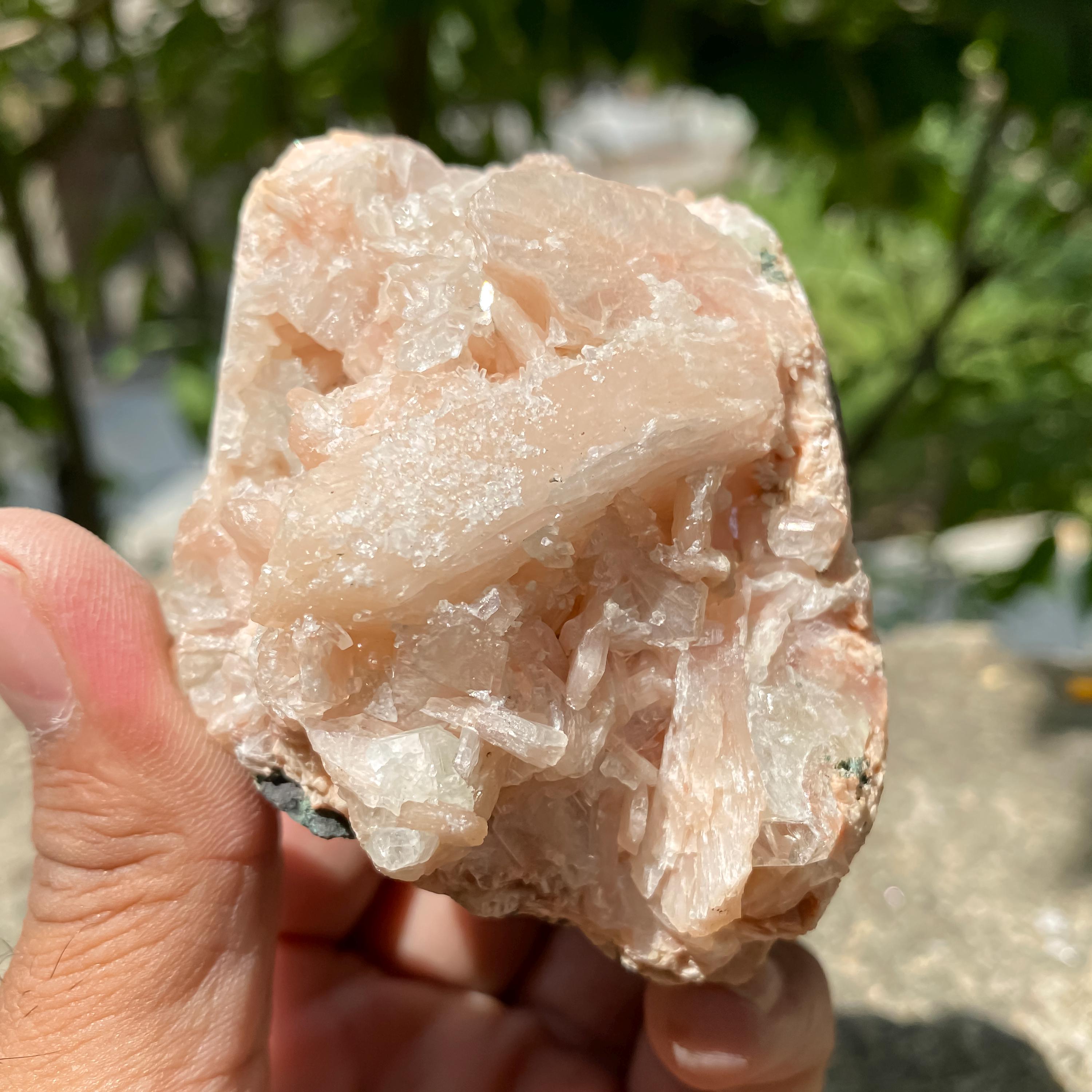 Natural Stilbite Apophyllite Geode Specimen: Rough Mineral Collection Cluster 180gm
