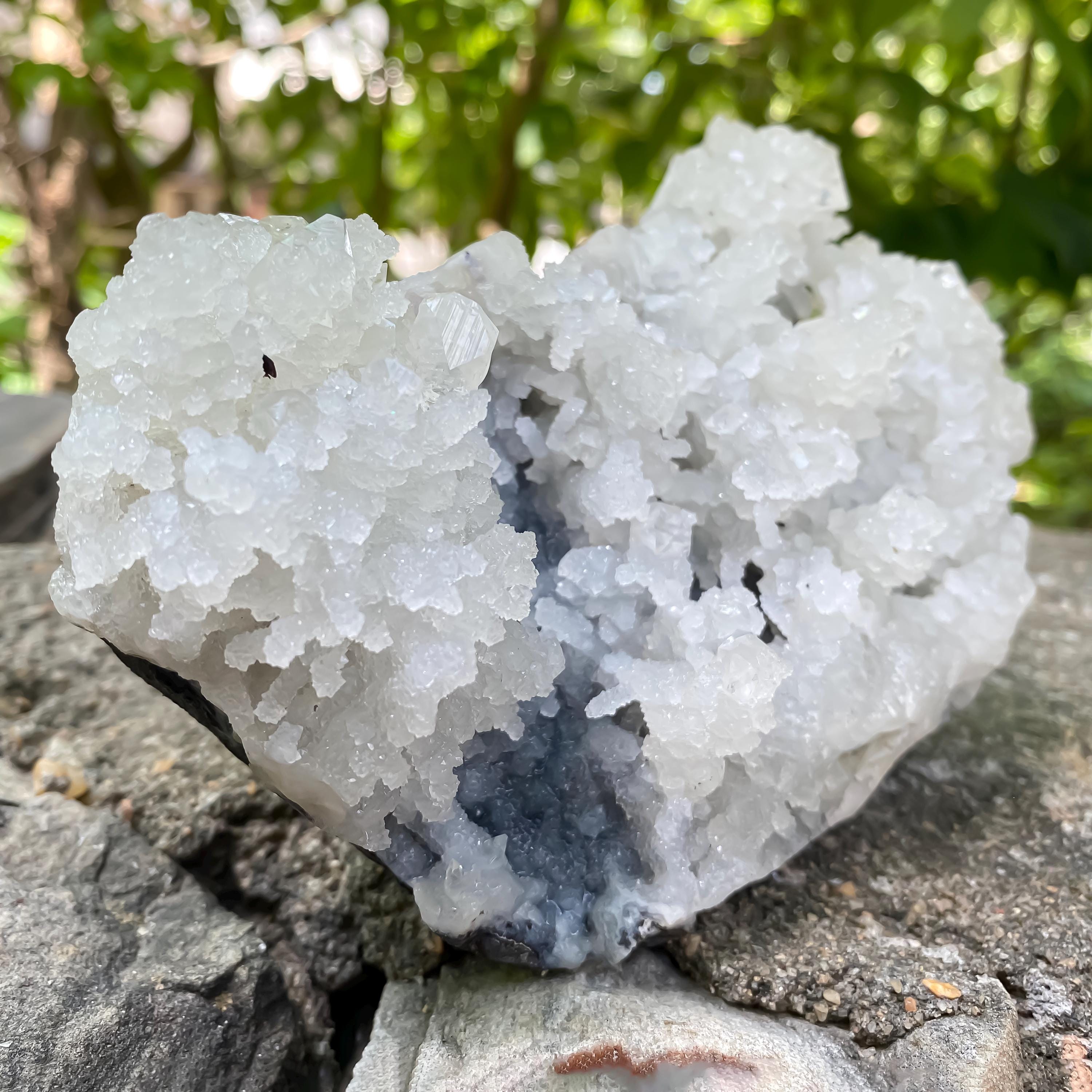 Raw Chalcedony Apophyllite Cluster  860gm Spiritual Healing Crystal, Reiki Energy Stone, Natural Mineral Specimen