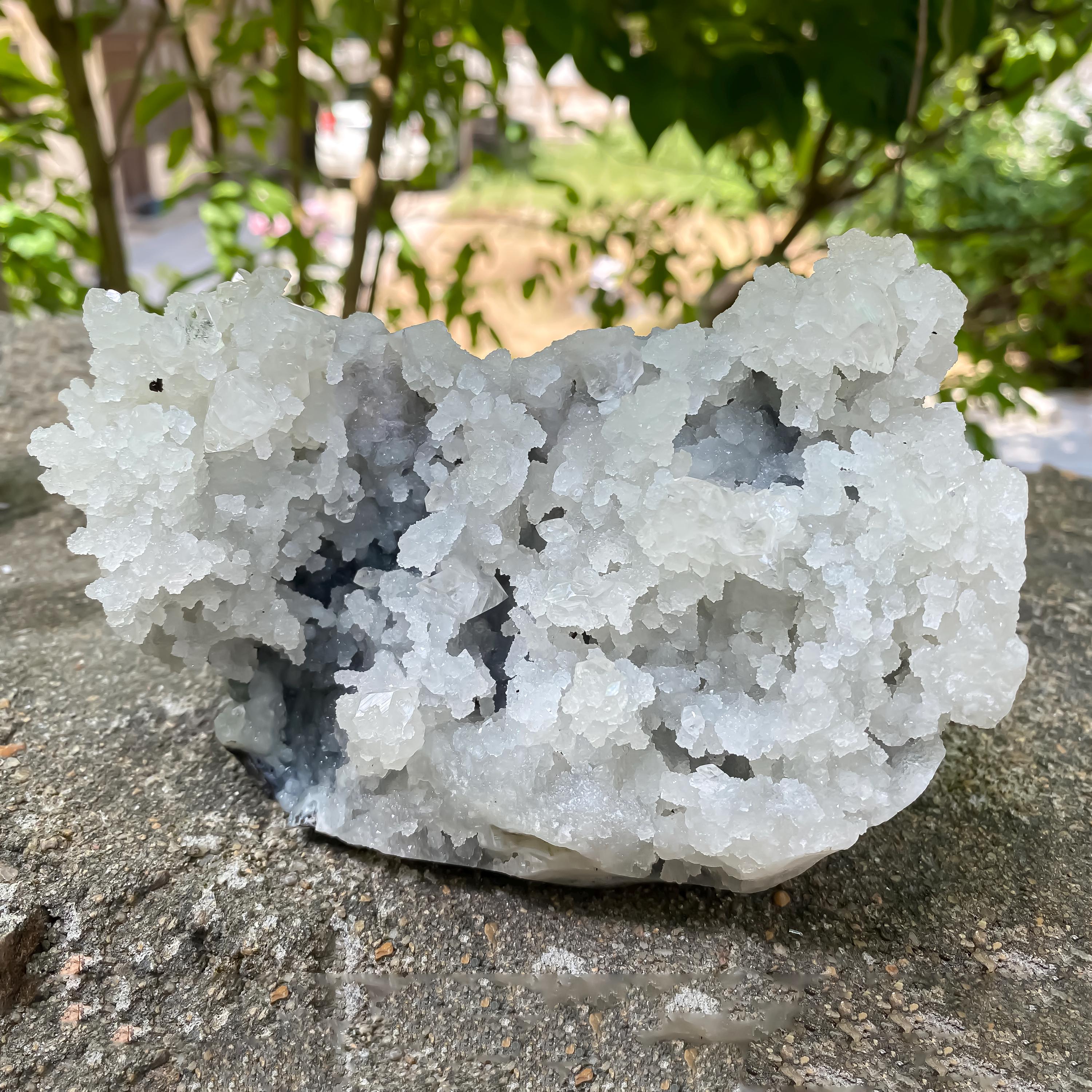Raw Chalcedony Apophyllite Cluster  860gm Spiritual Healing Crystal, Reiki Energy Stone, Natural Mineral Specimen