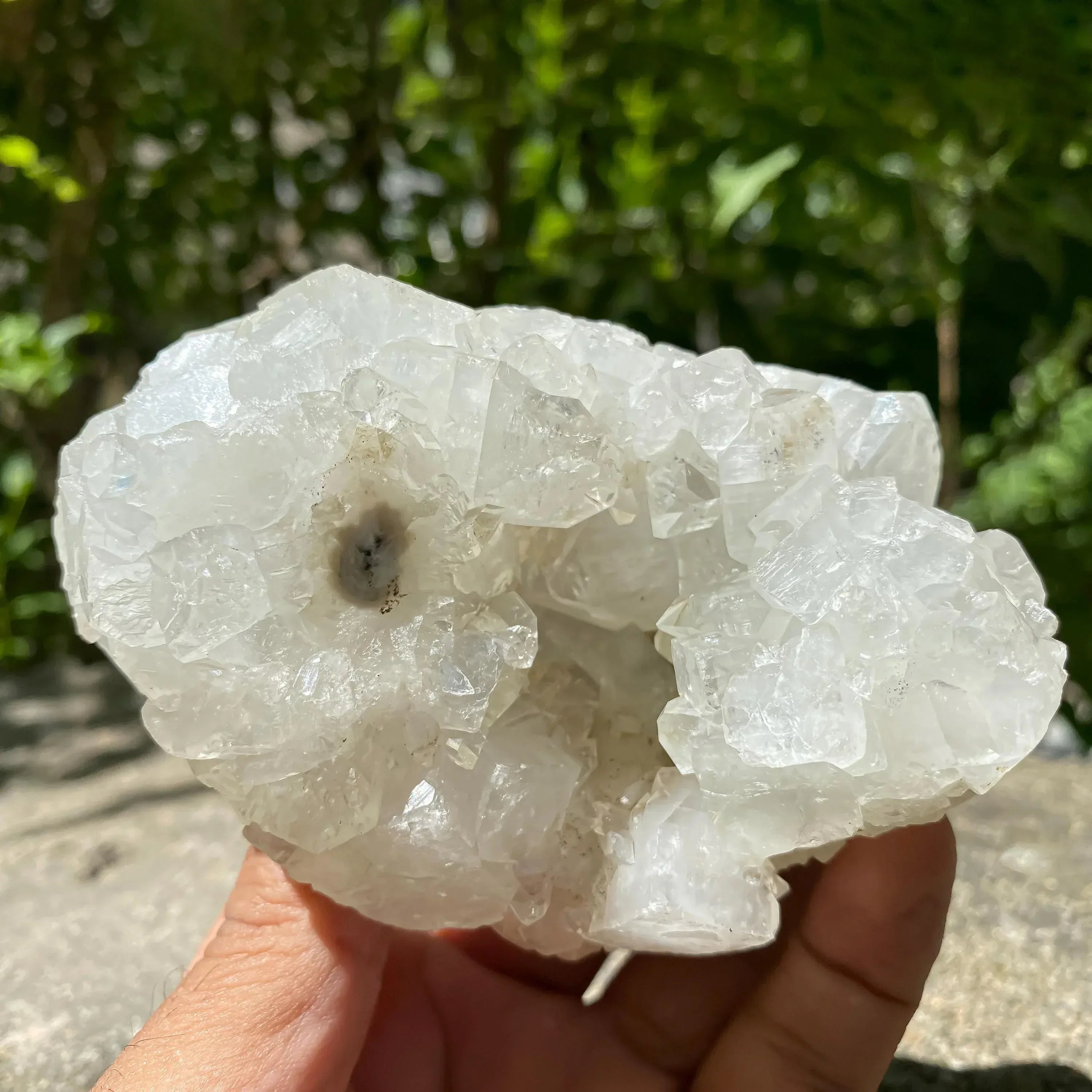 Apophyllite Zeolite Cluster:Meditation Decor Rough 410gm Zeolite