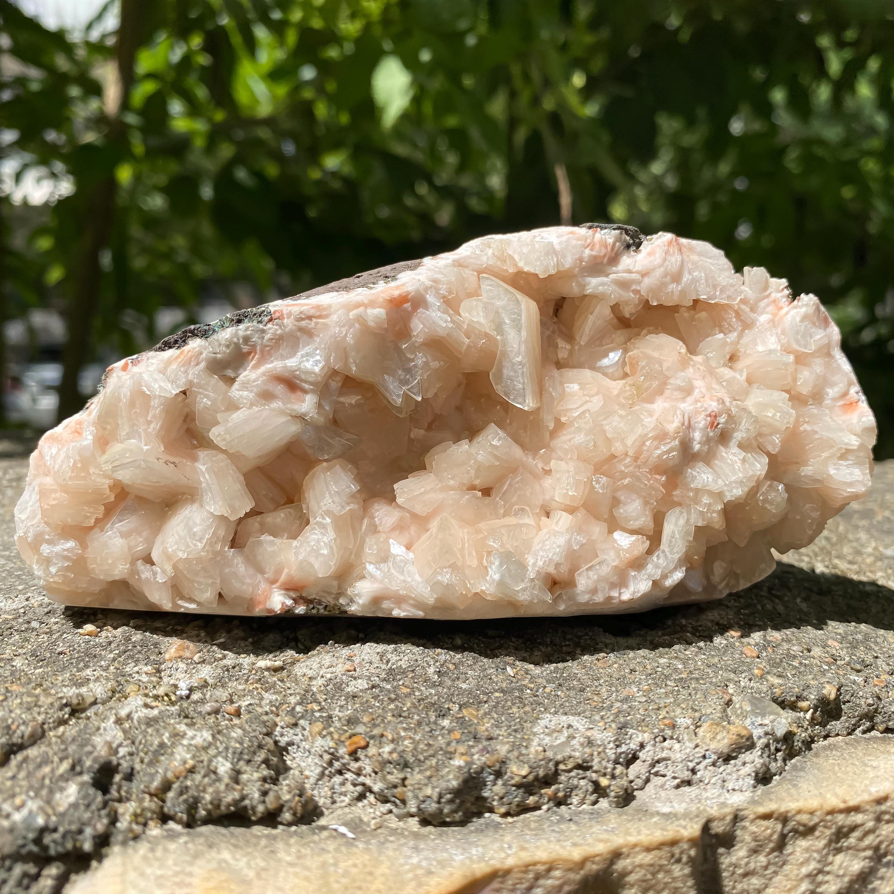 Peach Stilbite Apophyllite Crystal Geode: Raw Healing Stone 425gm