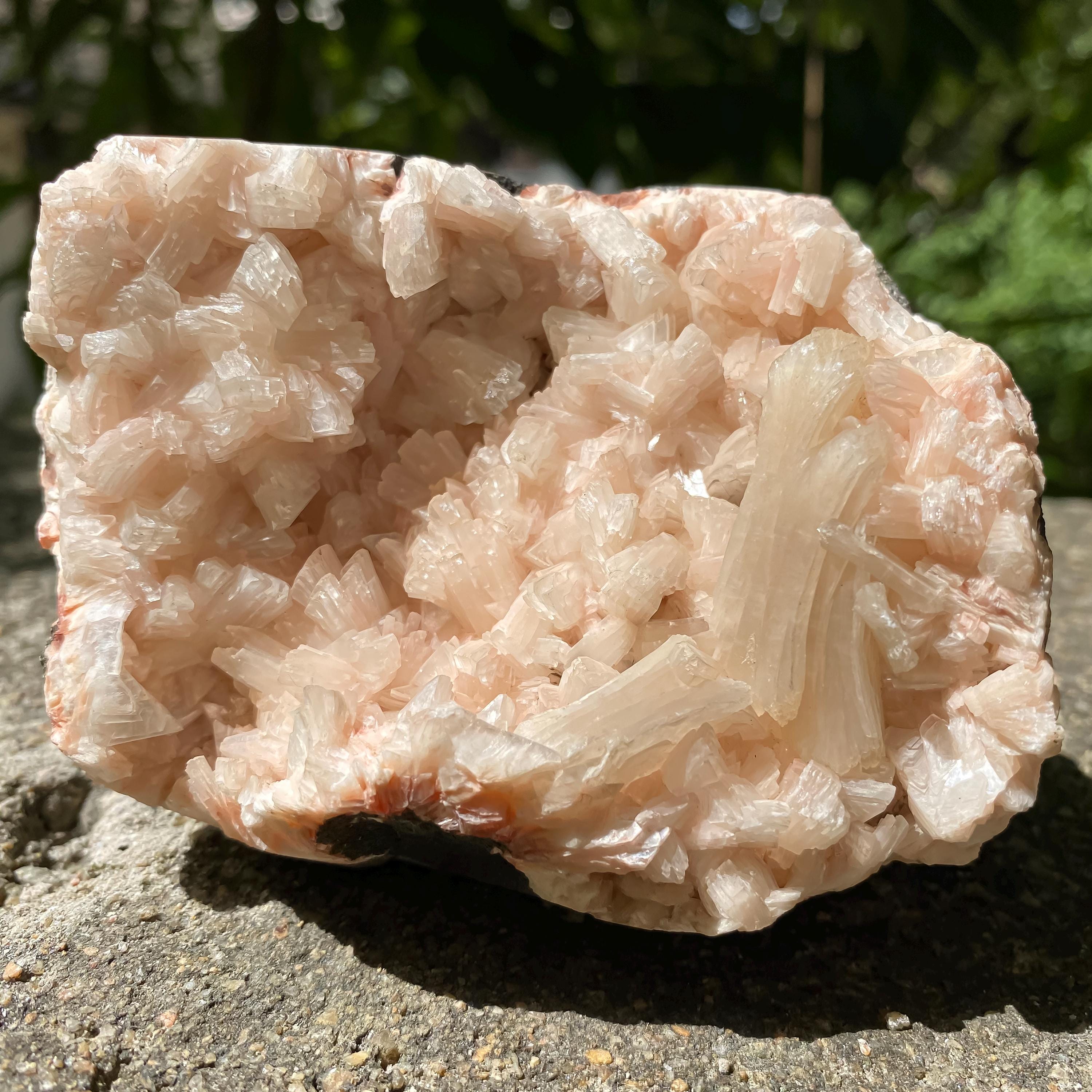 Natural Stillbite Apophyllite Geode Crystal Cluster for Healing, 520gm Meditation & Home Decor Gifts