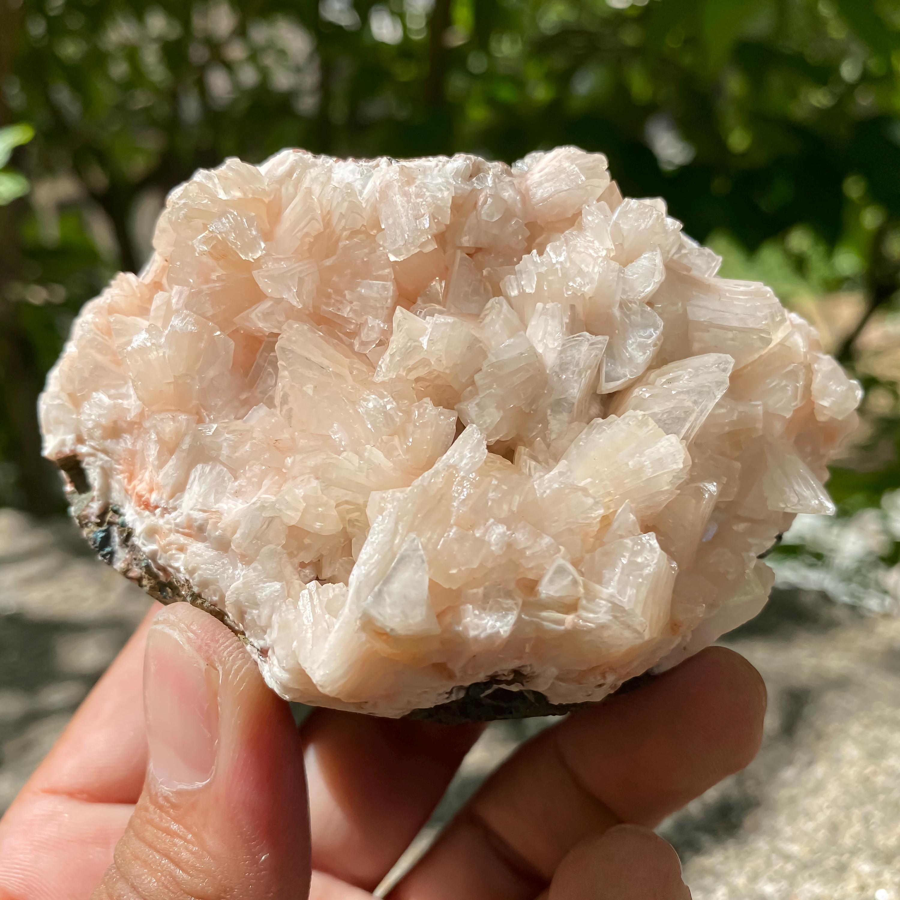 Peach Apophyllite Stilbite Reiki Healing Crystal, 310gm