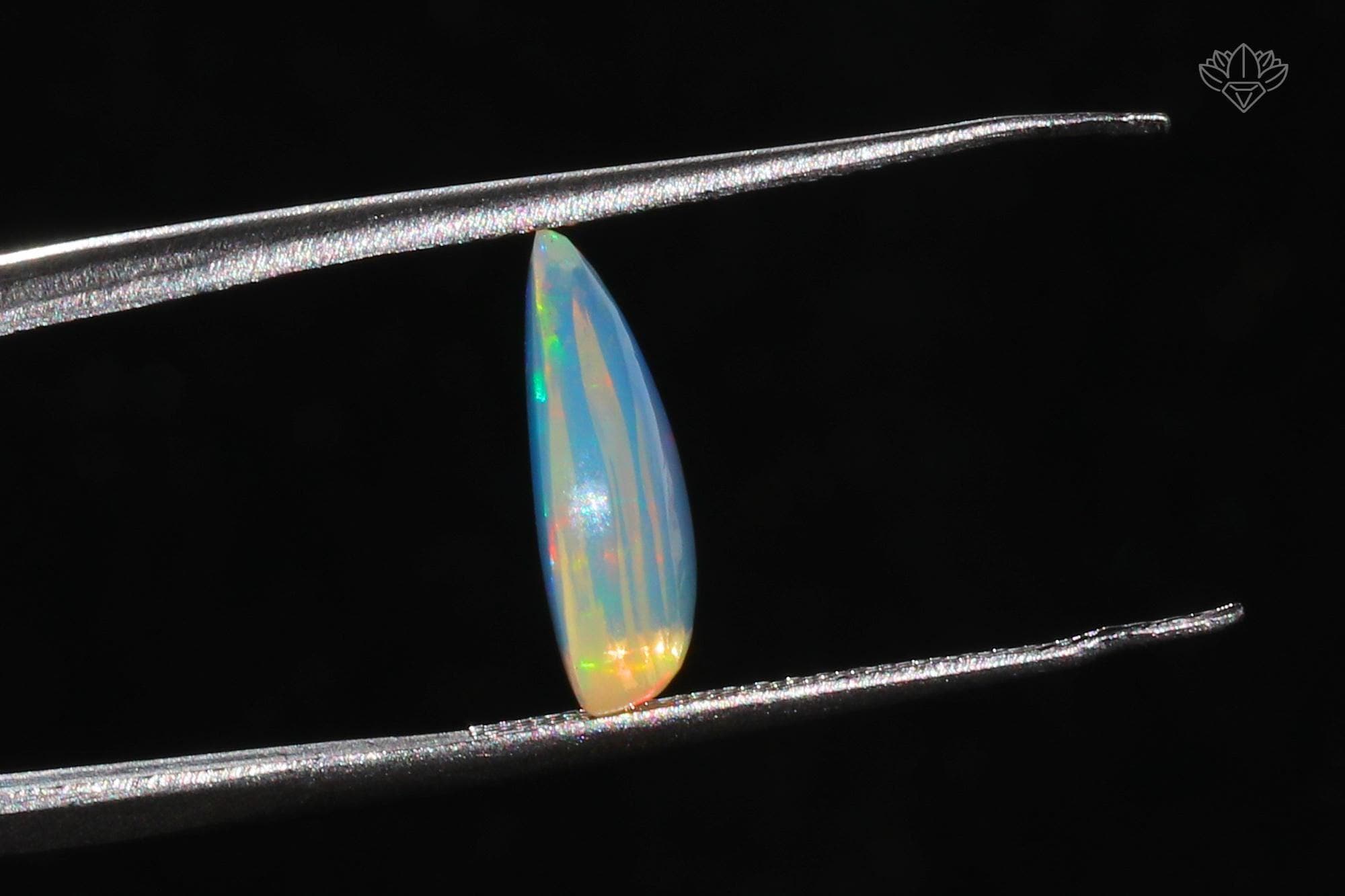 Ethiopian Welo Opal Cabochon: 16x11mm Oval Gemstone, Multi-Fire, 3 Cts